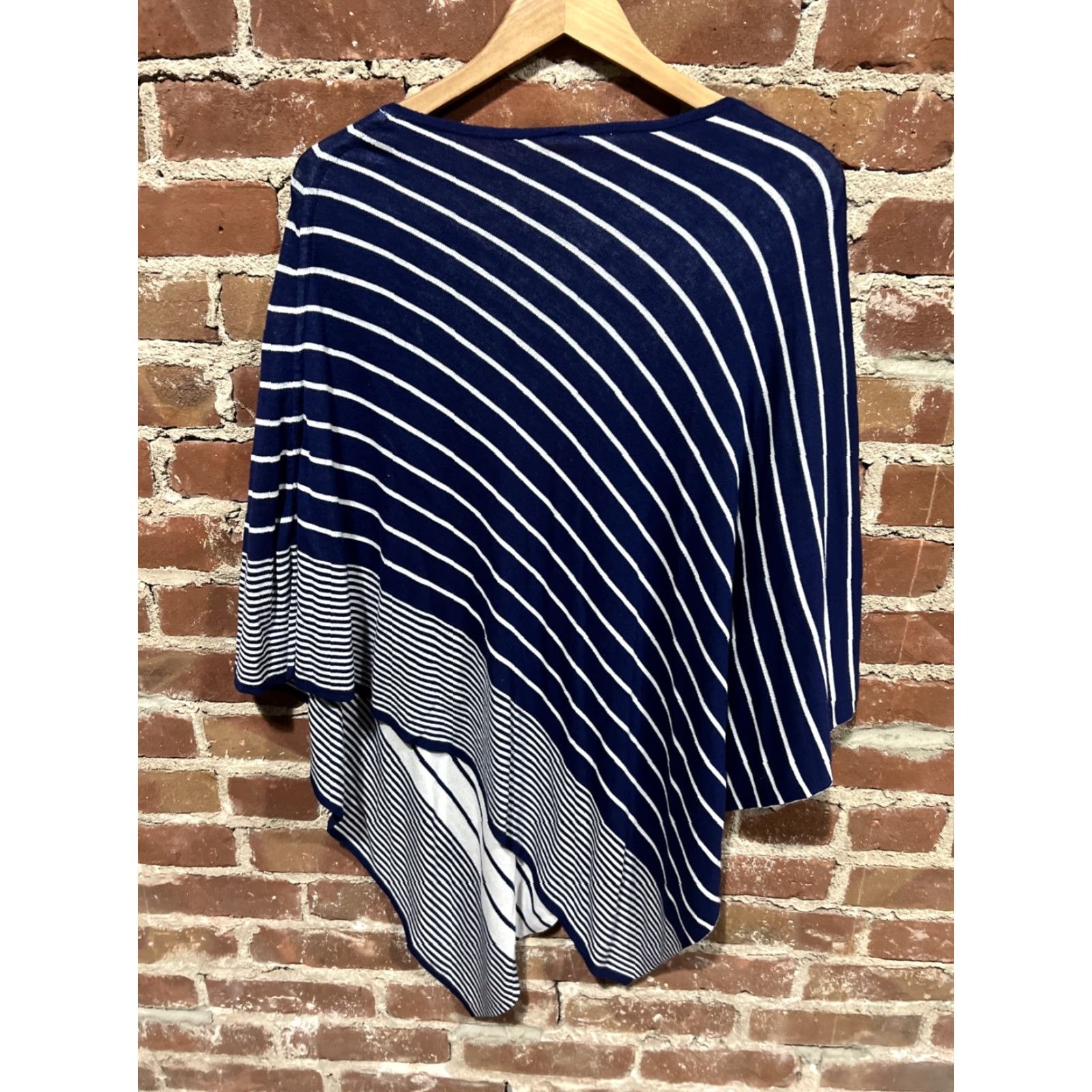 Vintage Chicos Sweater Womens L/XL Blue Poncho Triangle Hem Nautical Coastal Knit Pullover Shirt Regular Knit Navy Size L / US 10 / IT 46 - 3 Thumbnail