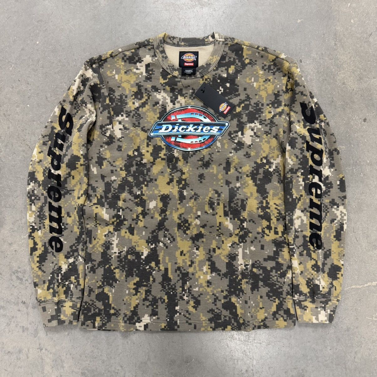 Dickies × Supreme Supreme X Dickies Digi Camo Thermal Longsleeve Size US S / EU 44-46 / 1 - 1 Thumbnail