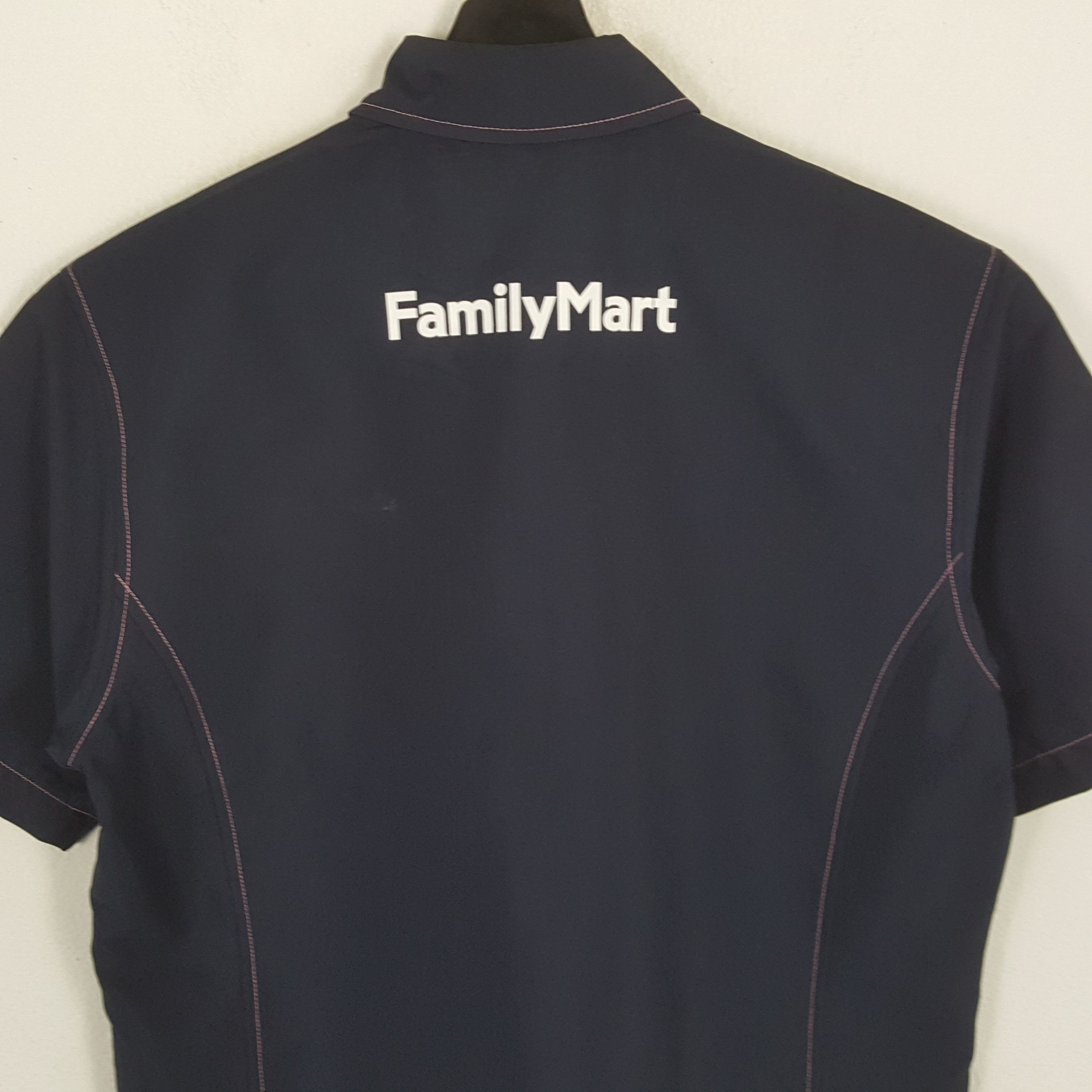 Japanese Brand × Vintage FAMILY MART Japanese Brand Workwear Jacket Size US L / EU 52-54 / 3 - 4 Thumbnail