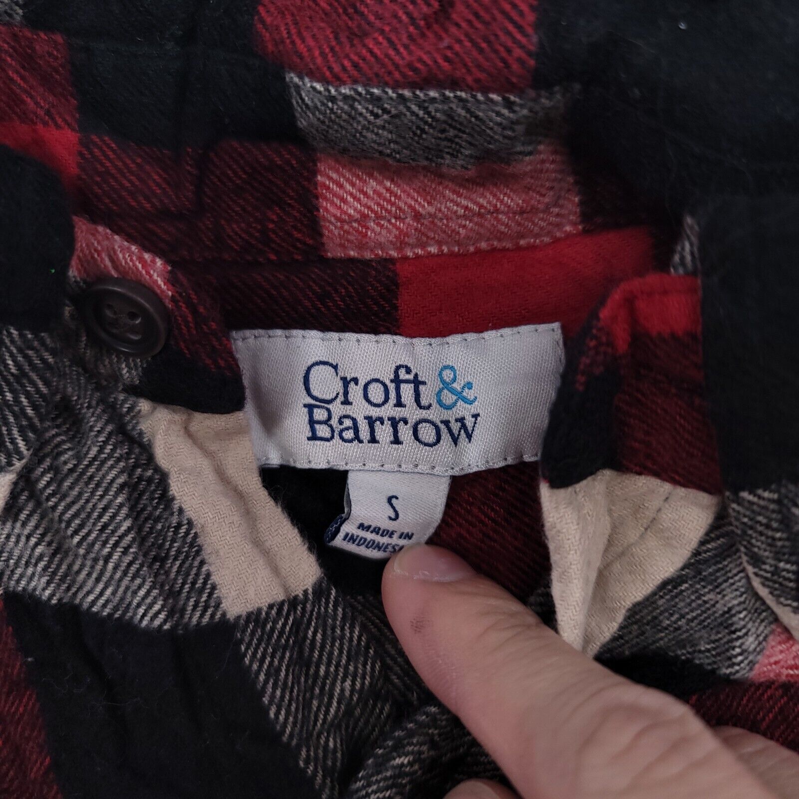 Croft & Barrow Croft & Barrow Gingham Flannel Shirt Mens Size S Red Black Size US S / EU 44-46 / 1 - 3 Thumbnail