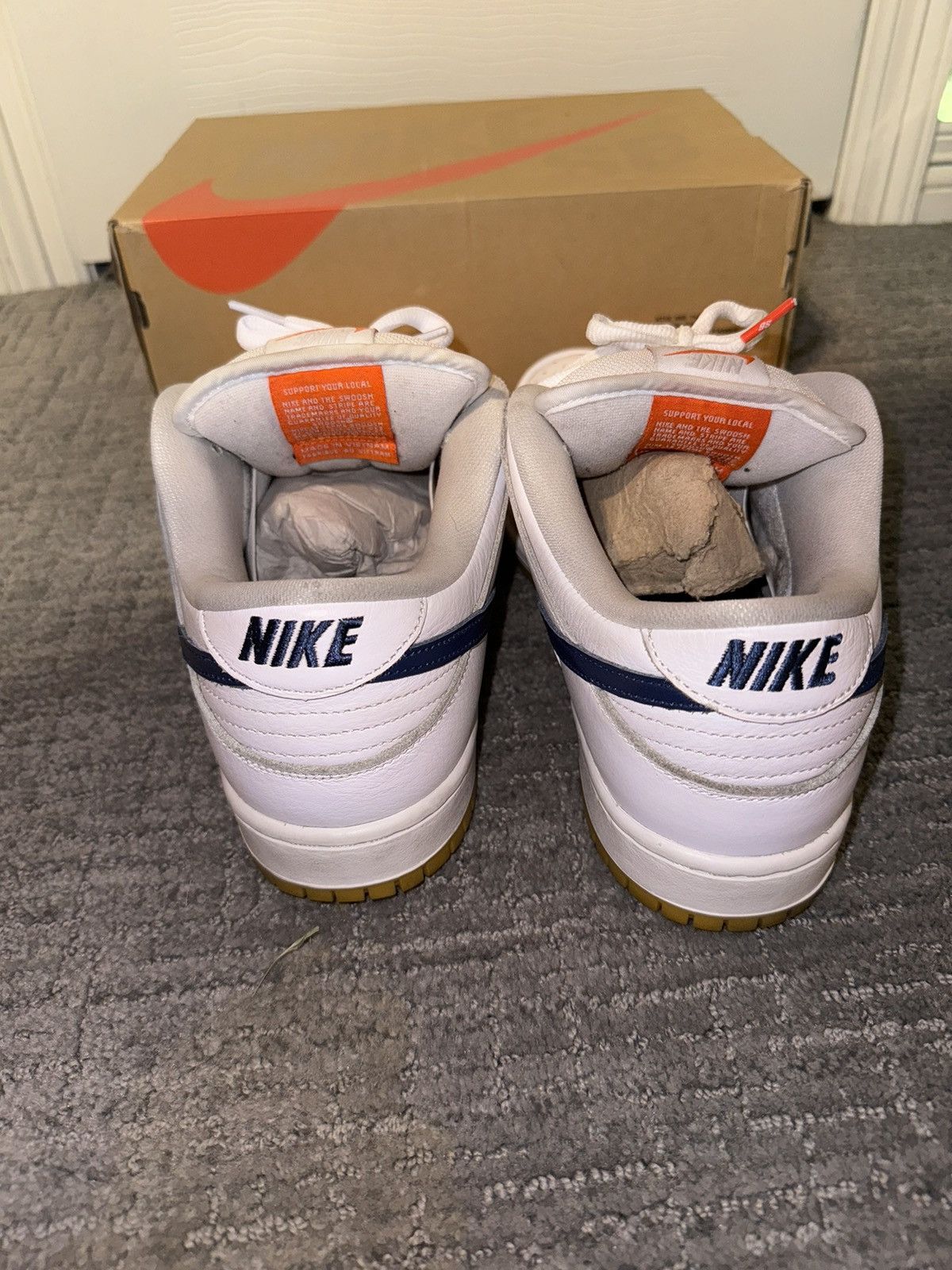 Nike Nike SB Dunk Low Orange Label (White Navy) Size US 10 / EU 43 - 4 Thumbnail