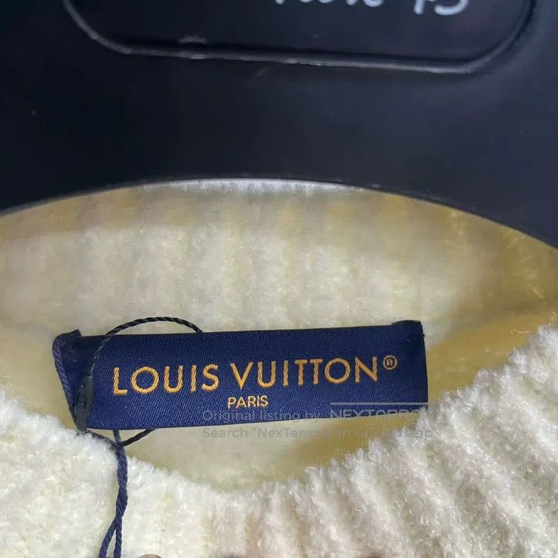 Louis Vuitton Louis Vuitton 25 Latest White Solid Letter Intarsia Pullov Size US XL / EU 56 / 4 - 2 Thumbnail