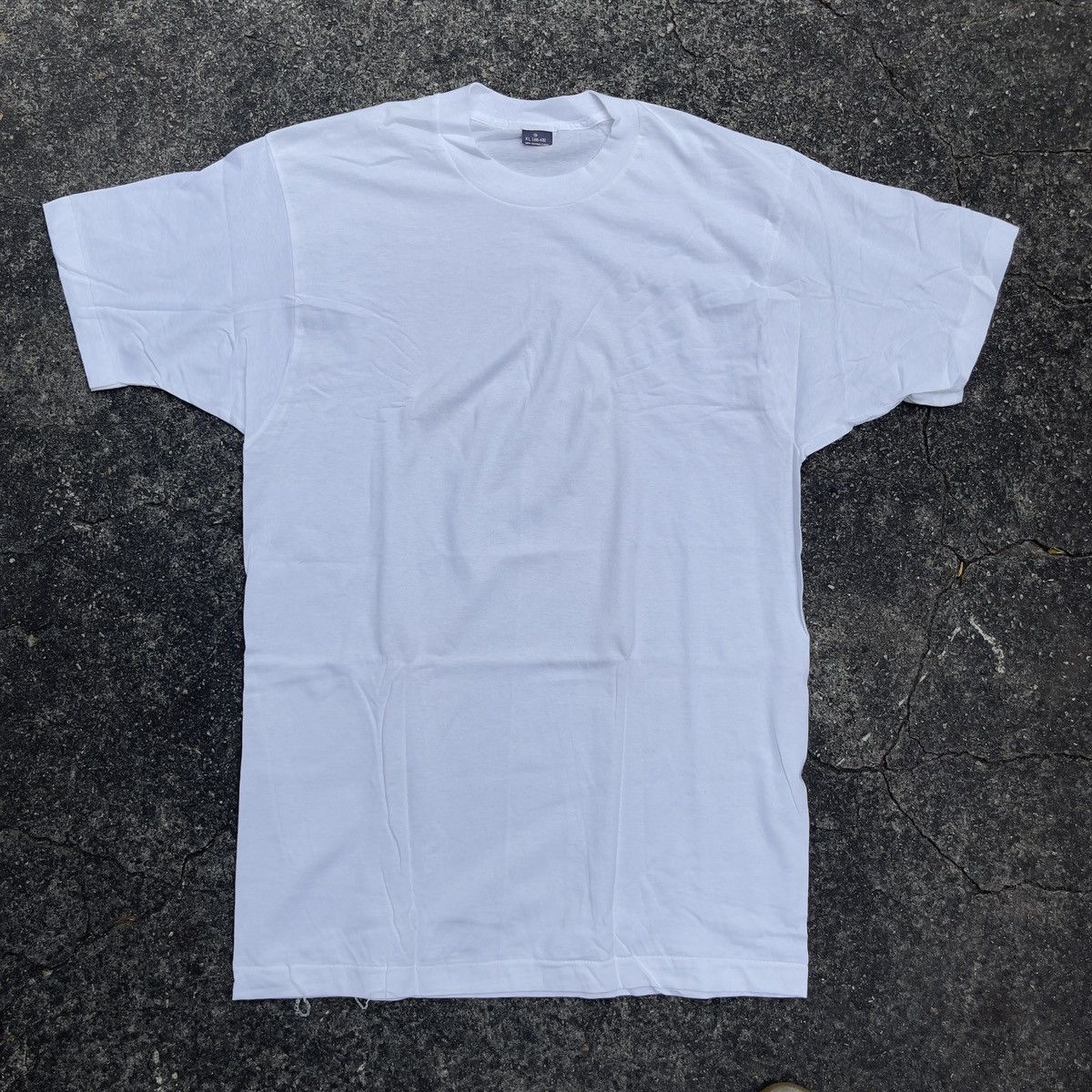 Vintage Vintage 90s Single Stitch White T Shirt Size US XL / EU 56 / 4 - 1 Thumbnail