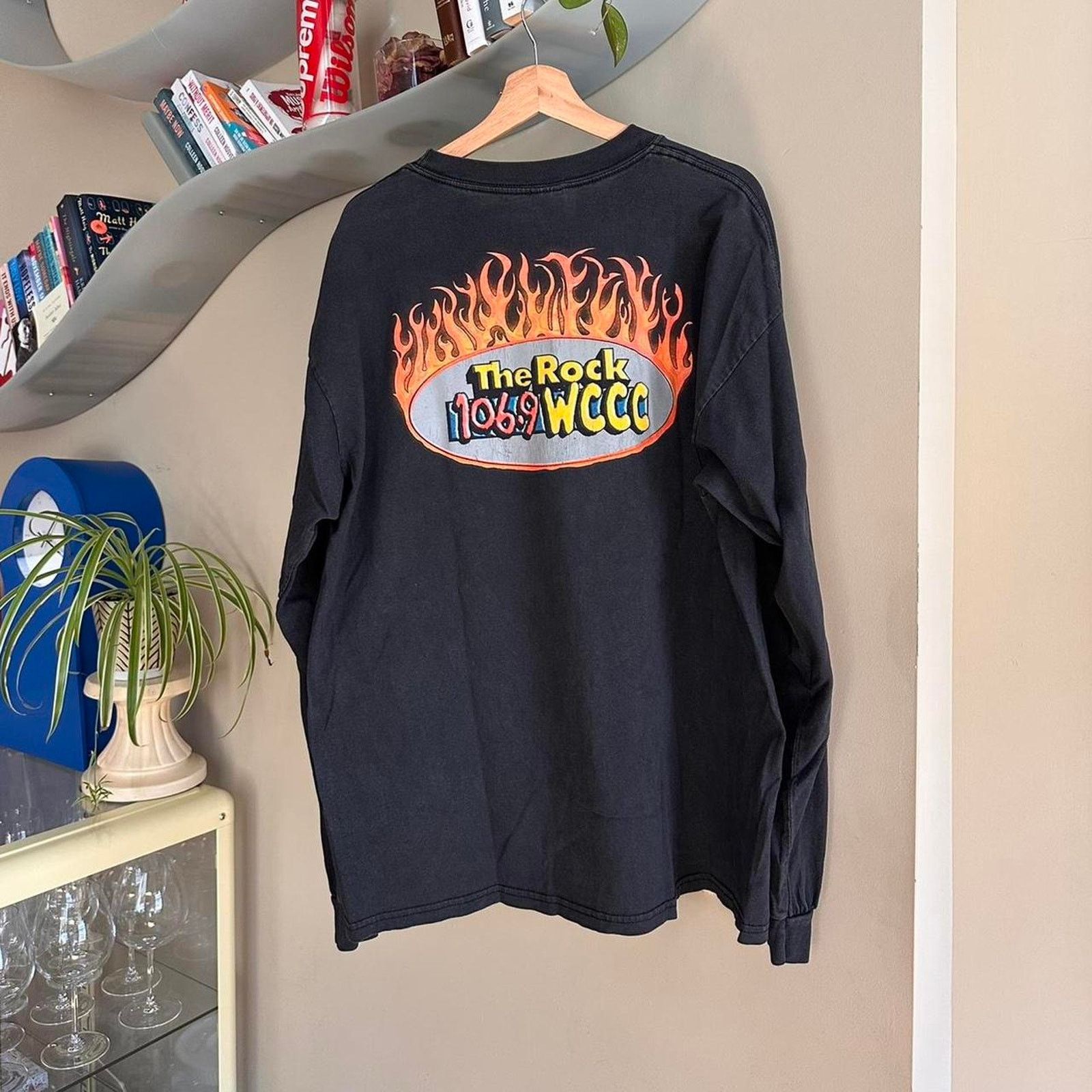 Gildan × Vintage Vintage The Rock 106.9 WCCC Music Flames Shirt Size US XL / EU 56 / 4 - 5 Thumbnail