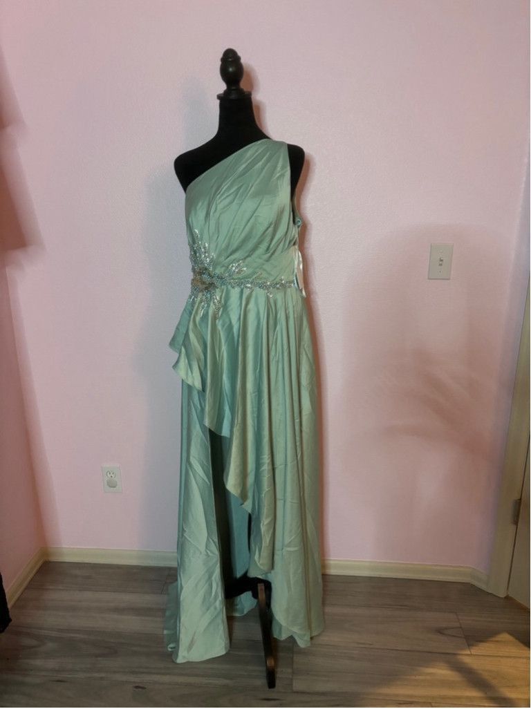 Mac Duggal Women's Mac Duggal Green One Shoulder Gown Size 10 Size L / US 10 / IT 46 - 3 Thumbnail