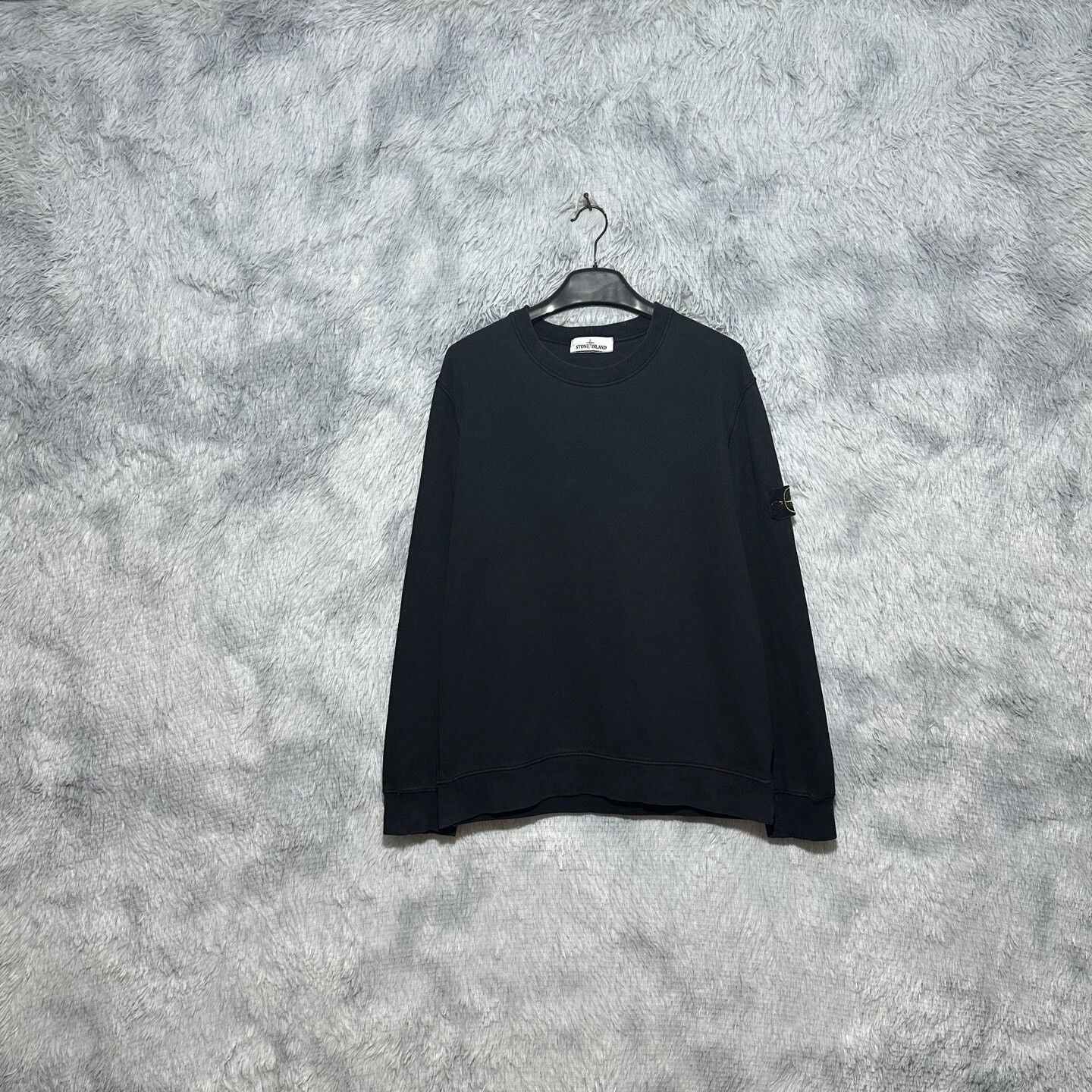 Stone Island black crew neck sweatshirt by stone island Size US XL / EU 56 / 4 - 1 Thumbnail