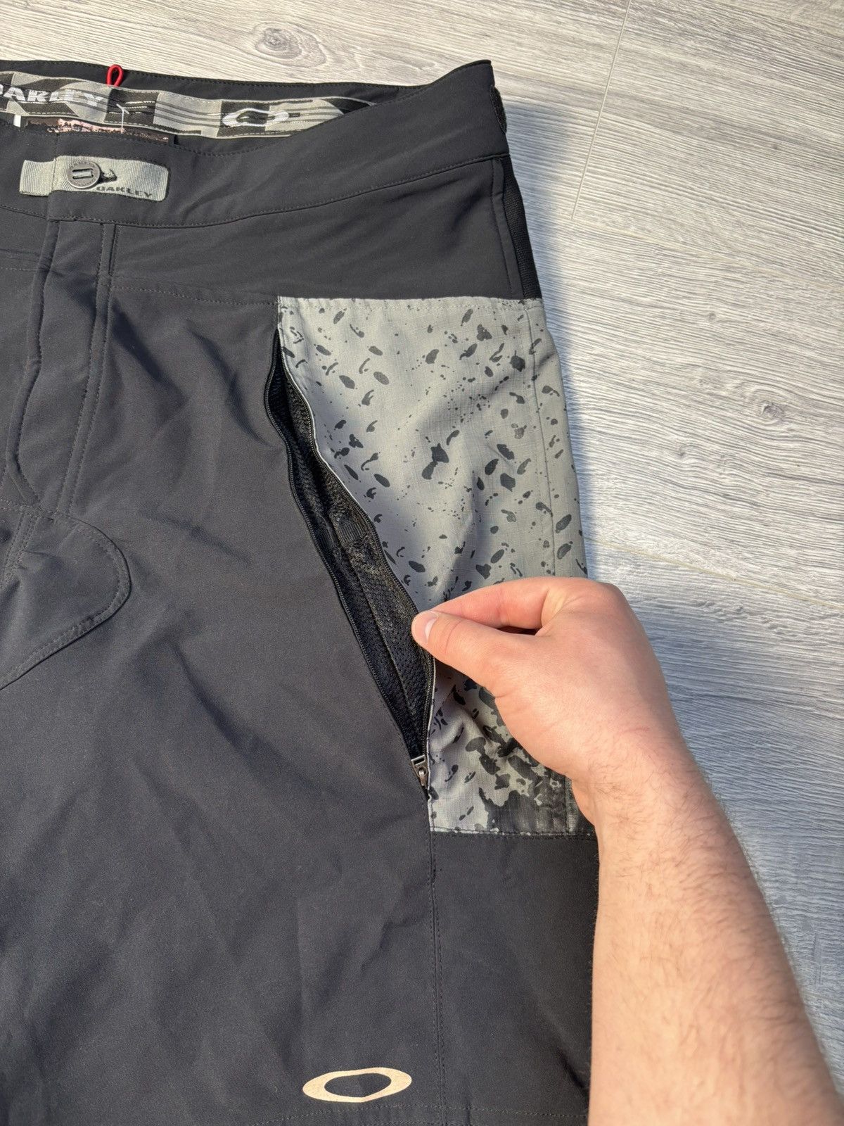 Oakley Oakley vintage shorts man size 36 Size US 36 / EU 52 - 5 Thumbnail
