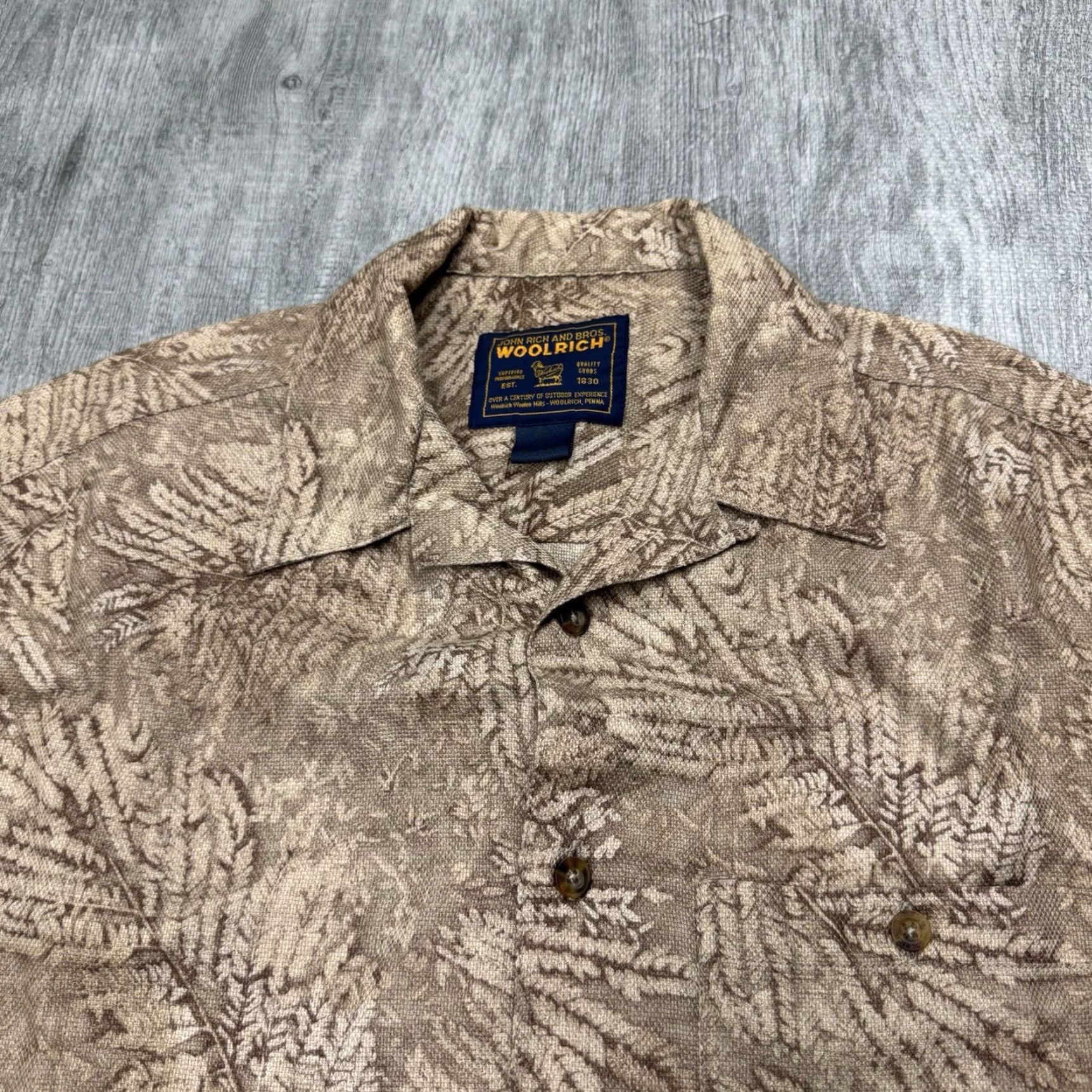 Vintage VINTAGE Woolrich Hawaiian Shirt Men Large Floral Fern Print Collared Short Sleeve Cotton Plaid Tropical Summer Size US L / EU 52-54 / 3 - 2 Thumbnail