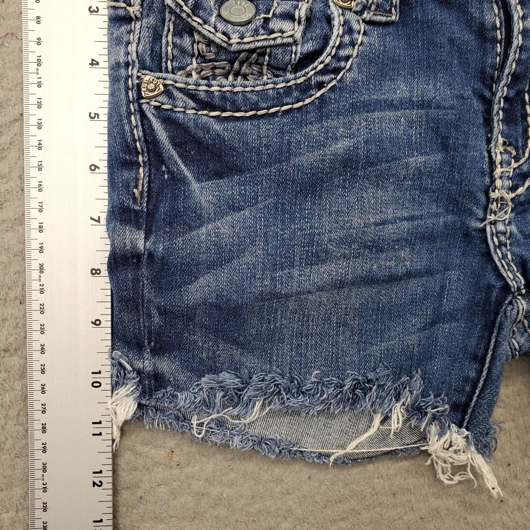 Vintage KUT from the Kloth Womens Size 2 Navy Denim Boyfriend Shorts Frayed Hem Size 26" / US 2 / IT 38 - 3 Thumbnail