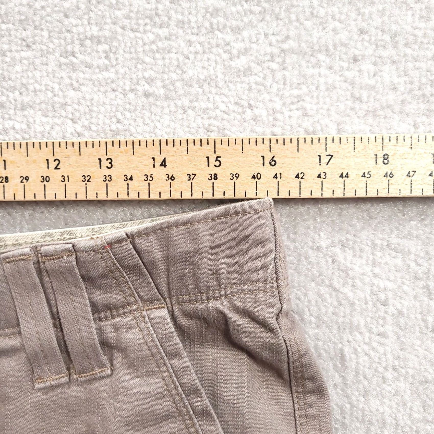 Lee Lee Jeans Beige Women's SZ 12P Petite Mid Rise Straight 28in Inseam Cotton Blend Denim Belt Loops Zip NOGap Waistband Size 34" / US 12 / IT 48 - 4 Thumbnail