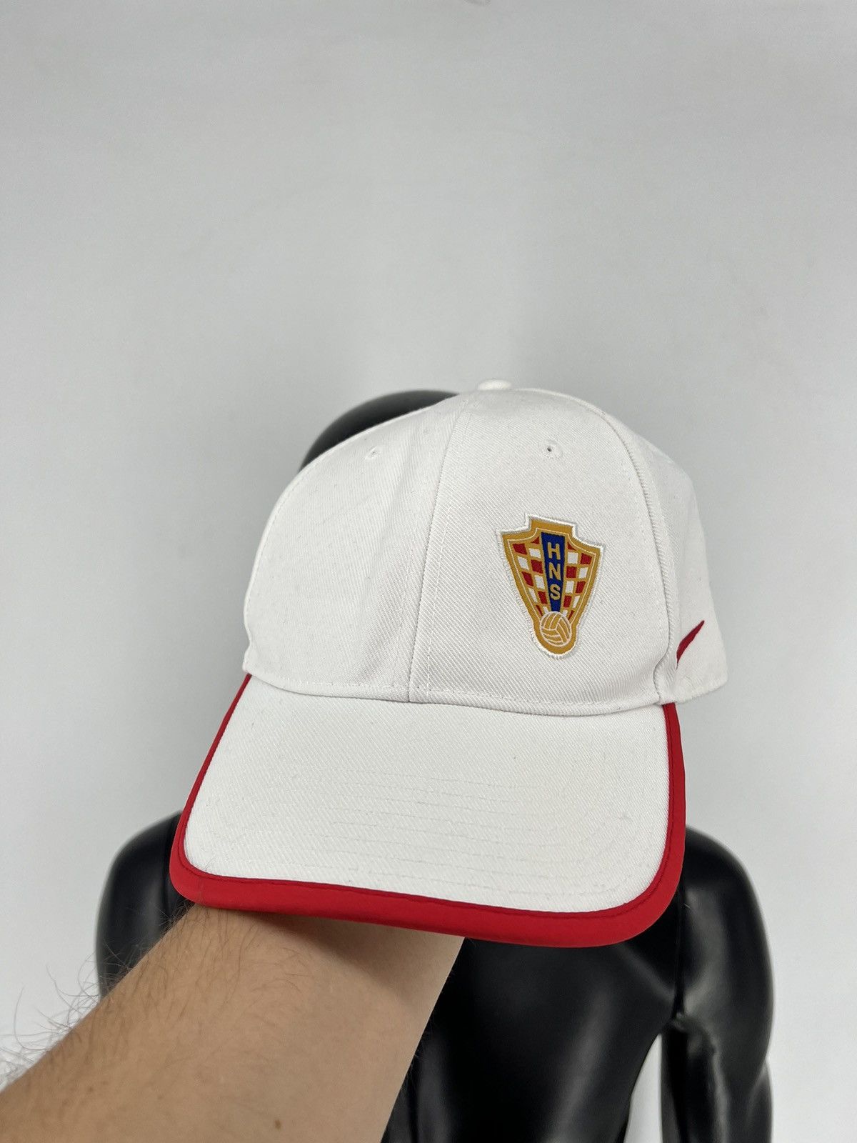 Nike Nike Croatia Football National Team Cap Men’s Size ONE SIZE - 2 Thumbnail