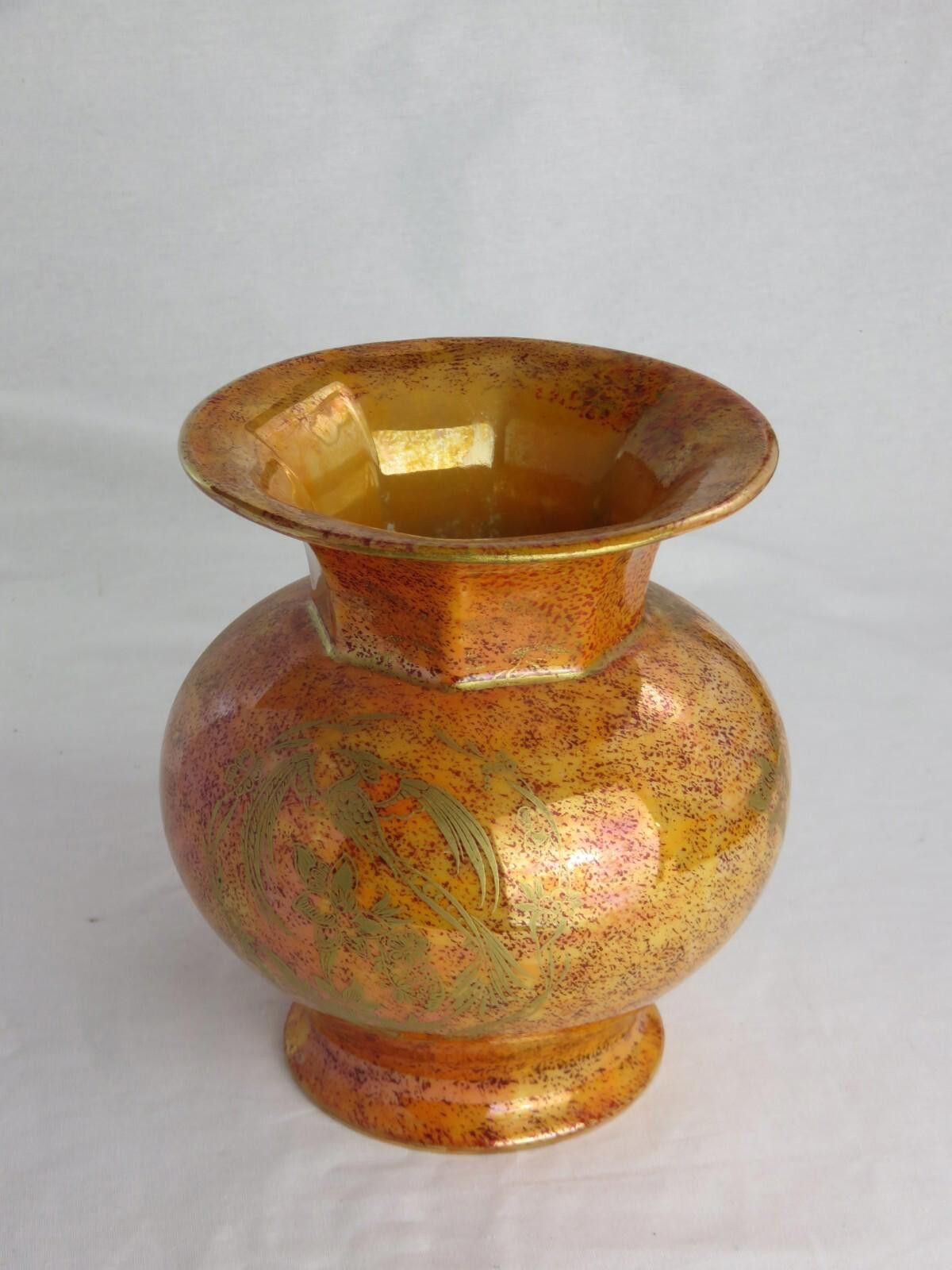 Unknown London Vintage Decorative Gold-Toned Vase with Floral Motif Size ONE SIZE - 2 Thumbnail