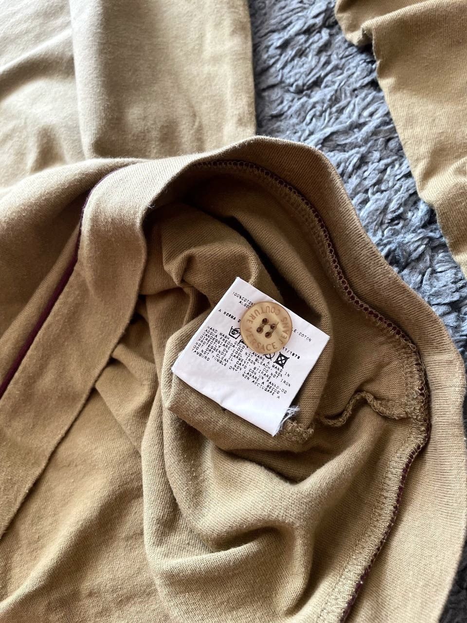 Versace × Vintage 00s Versace Long-Sleeve Streetwear Luxury Big Logo Rare Size US L / EU 52-54 / 3 - 13 Thumbnail