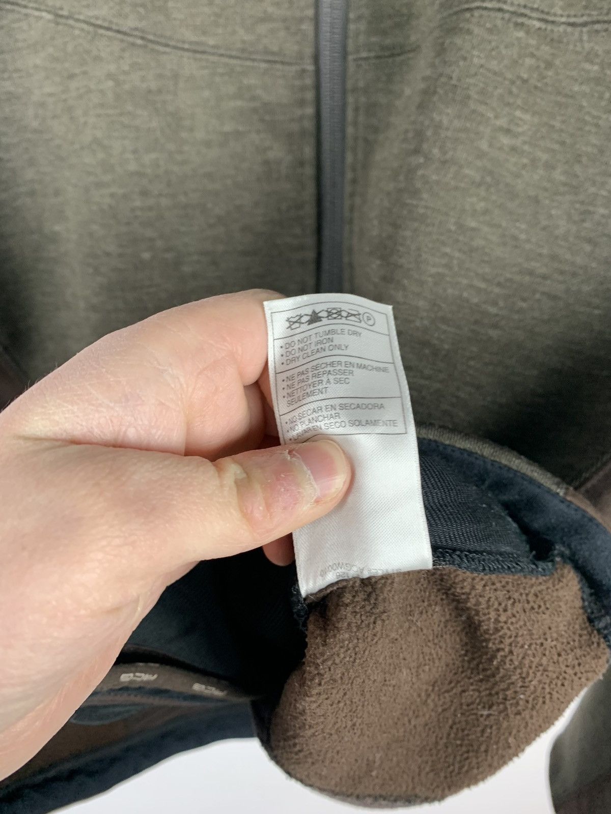 Nike ACG Vintage Nike ACG Full Zip Sweatshirt Brown Ladies Size M Y2K Size M / US 6-8 / IT 42-44 - 14 Thumbnail