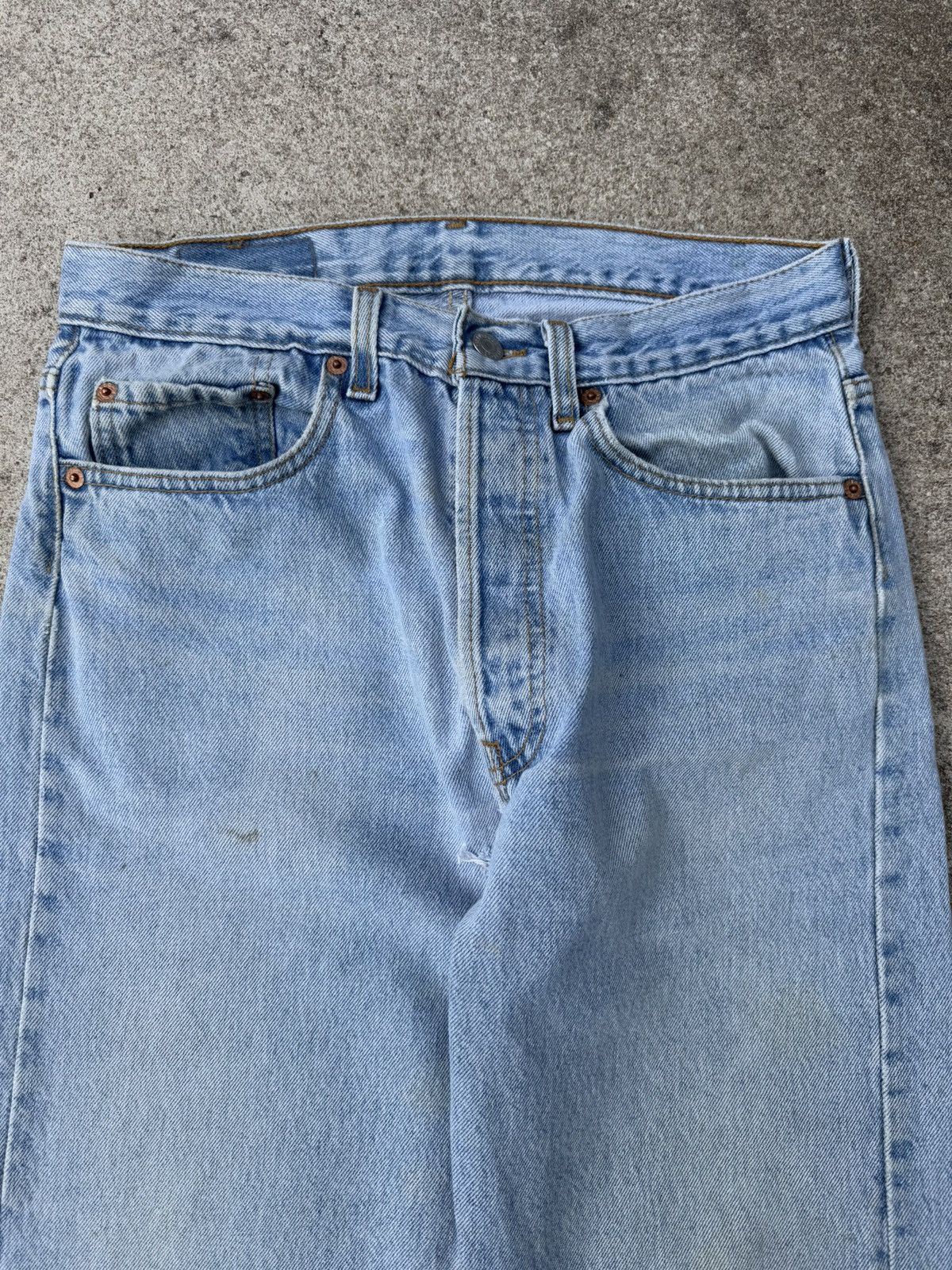Vtg 90s Lev’s 501xx Buttonfly Straight Leg Faded Jeans 29x29