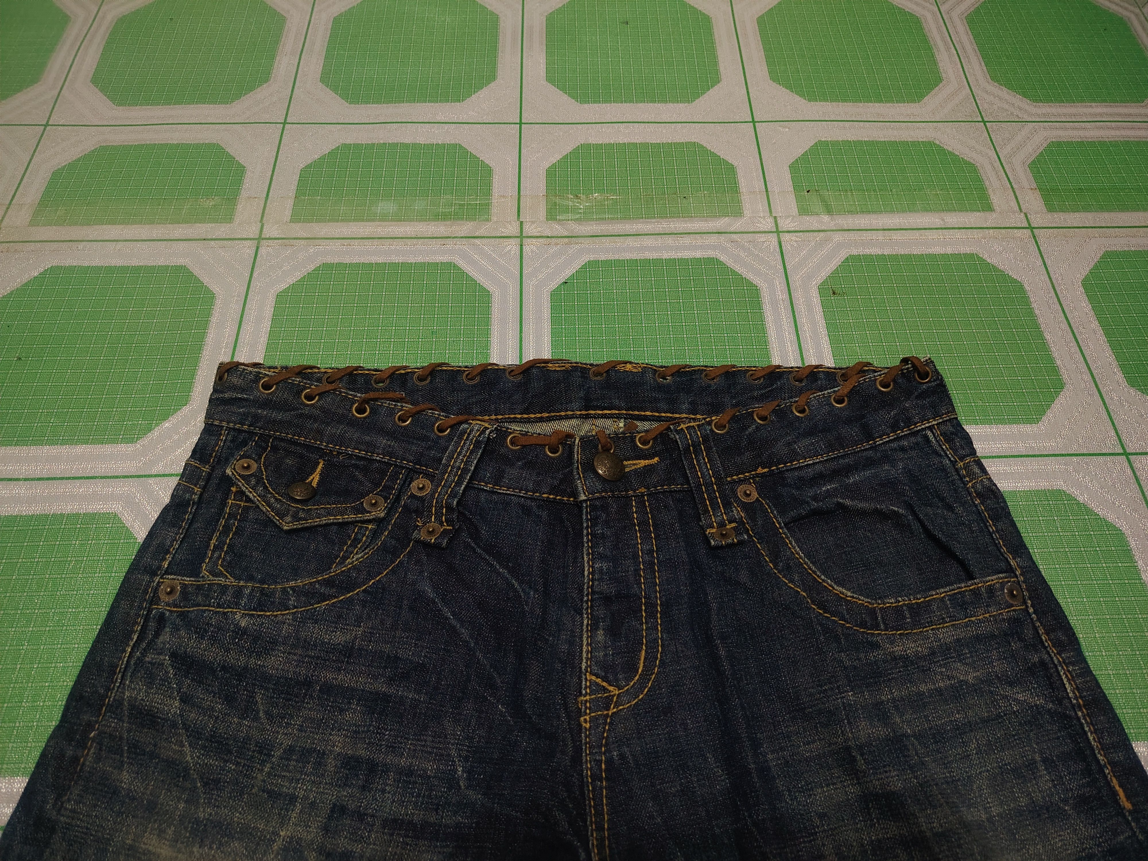 Who Decides War Japanese Army of no! Lace Waist & pocket Flared Jeans Size US 33 - 8 Thumbnail
