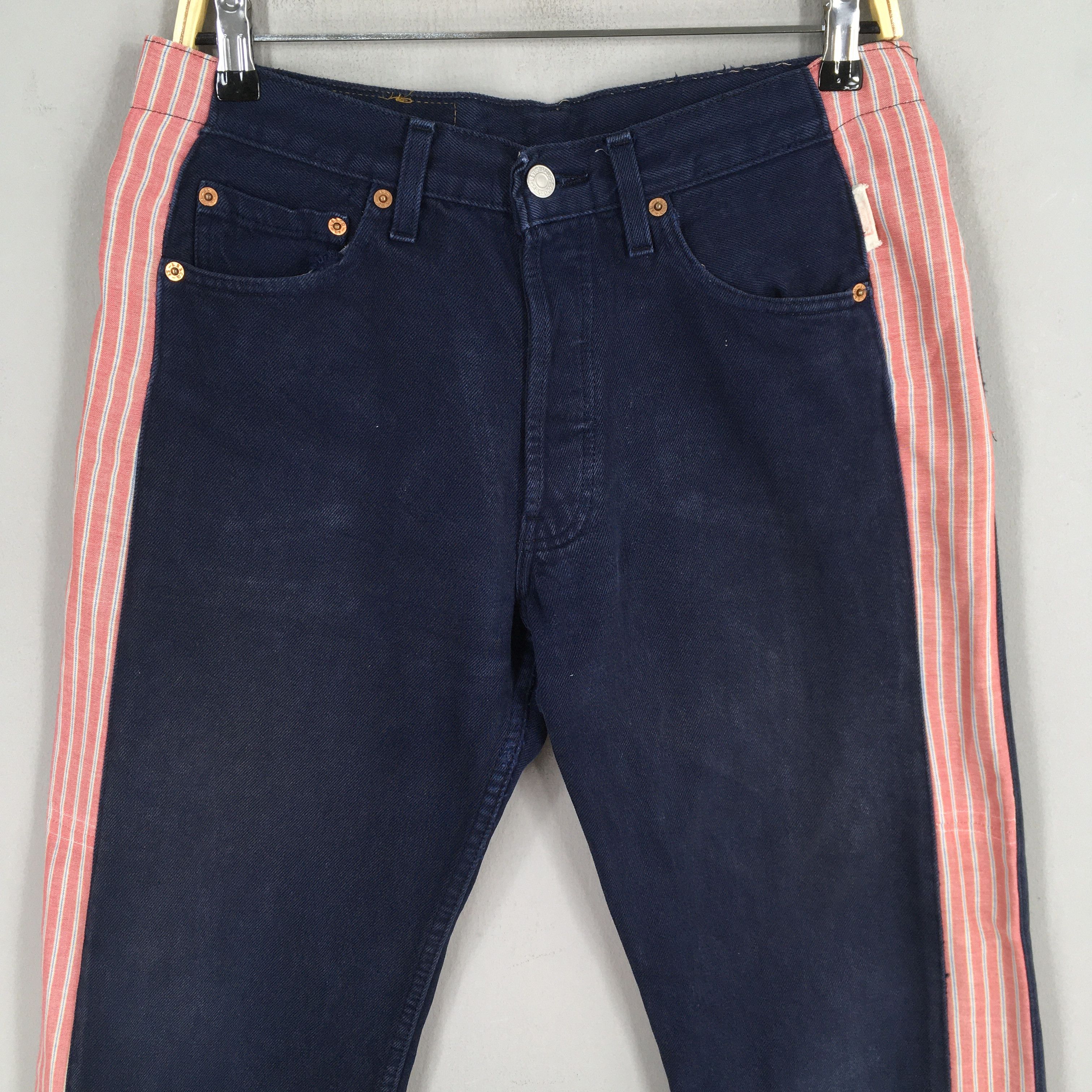 Levi's Size 29x30 Vintage 90s Levi's 501 Faded Blue Jeans S1435 Size US 29 - 2 Thumbnail