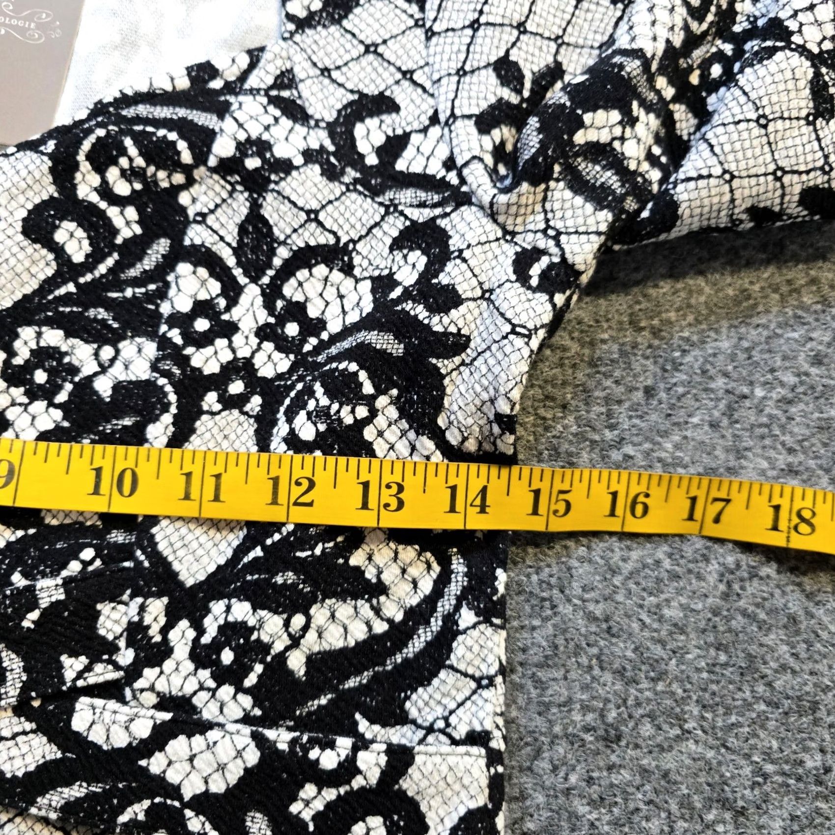 Anthropologie Postmark Anthropologie Top Womens Size Small Black White Floral Peplum Knit Blouse Casual Shirt 3/4 Sleeve Regular Womens Size S / US 4 / IT 40 - 6 Thumbnail