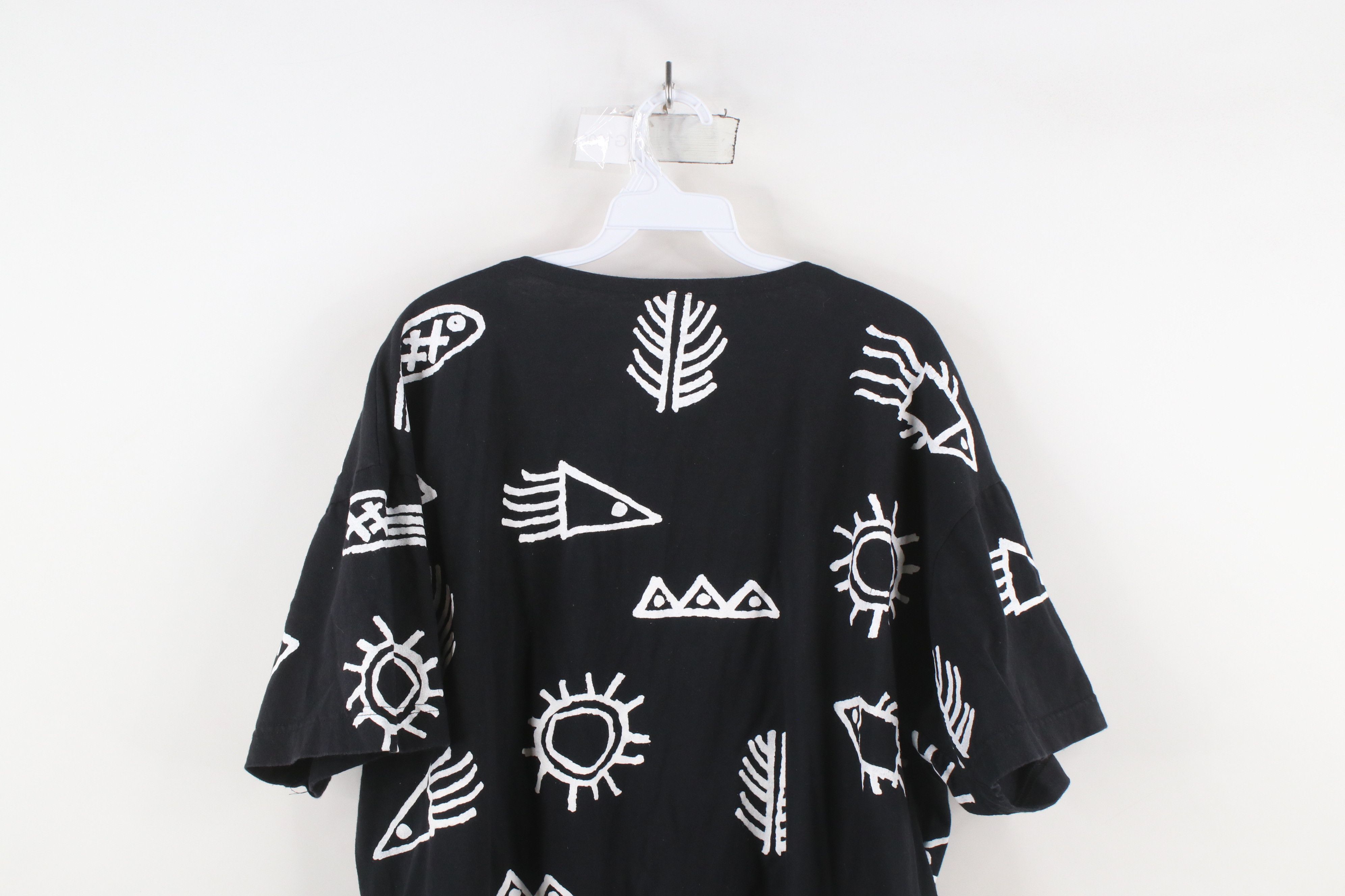 Vintage Vintage 90s Streetwear Lagenlook Oversized Art T-Shirt USA Size L / US 10 / IT 46 - 10 Thumbnail