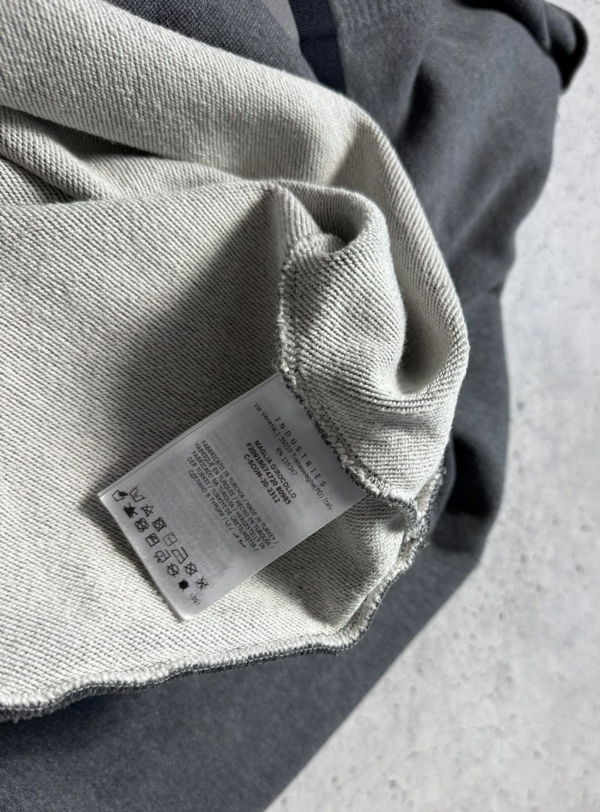 Moncler Moncler Luxury Sweatshirt Big Logo Maglia Girocollo Size US XL / EU 56 / 4 - 5 Thumbnail