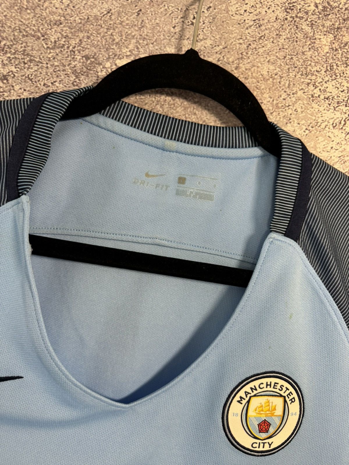 Nike × Vintage Woman Manchester City 2016/17 Nike Soccer Jersey Blokcore Size US M / EU 48-50 / 2 - 8 Thumbnail