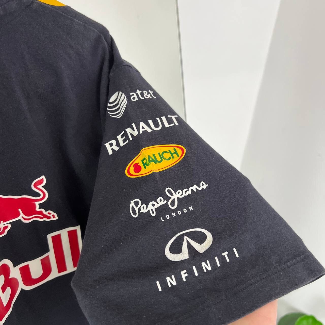 Red Bull Vintage Red Bull Pepe Jeans Inviniti Big Logo Embroidered Size US XXL / EU 58 / 5 - 5 Thumbnail