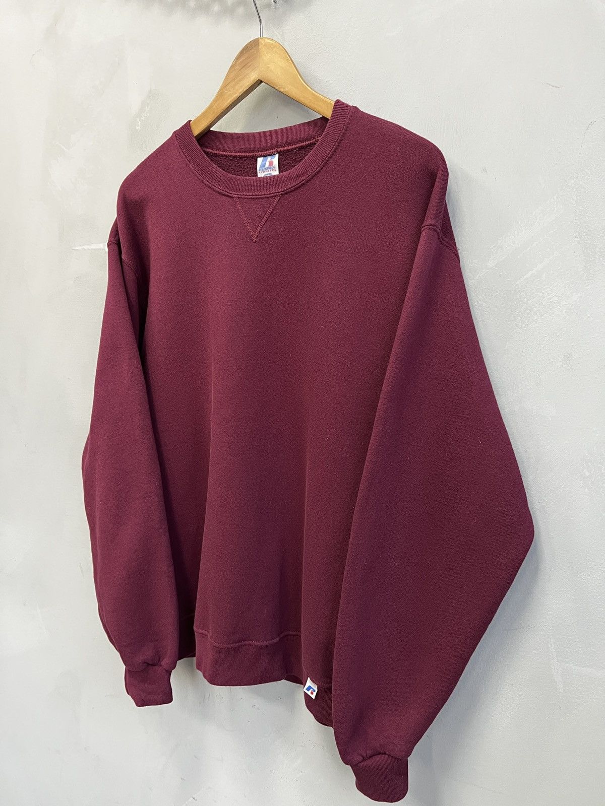Russell Athletic Russel classic sweatshirt deep purple baggy fit Size US M / EU 48-50 / 2 - 13 Thumbnail