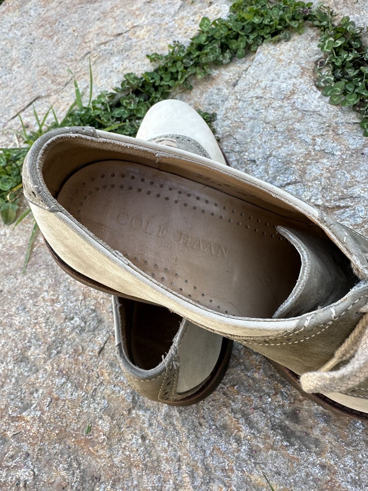 Cole Haan Vintage 90’s two tone suede saddle shoe 8.5 Size US 8.5 / EU 41-42 - 4 Thumbnail