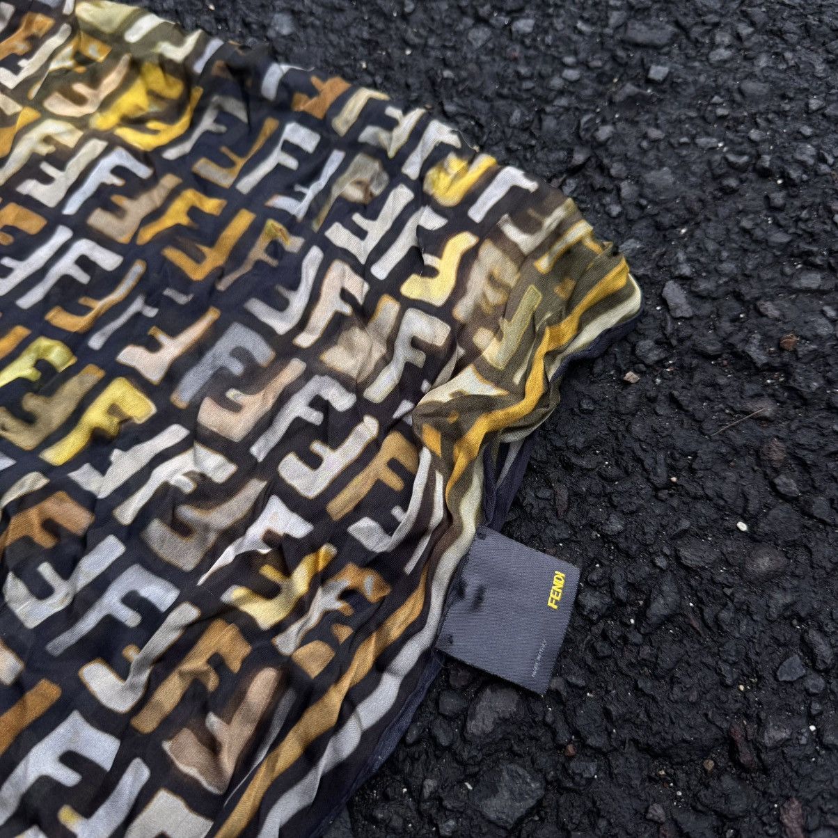 Fendi Fendi scraft Size ONE SIZE - 2 Thumbnail