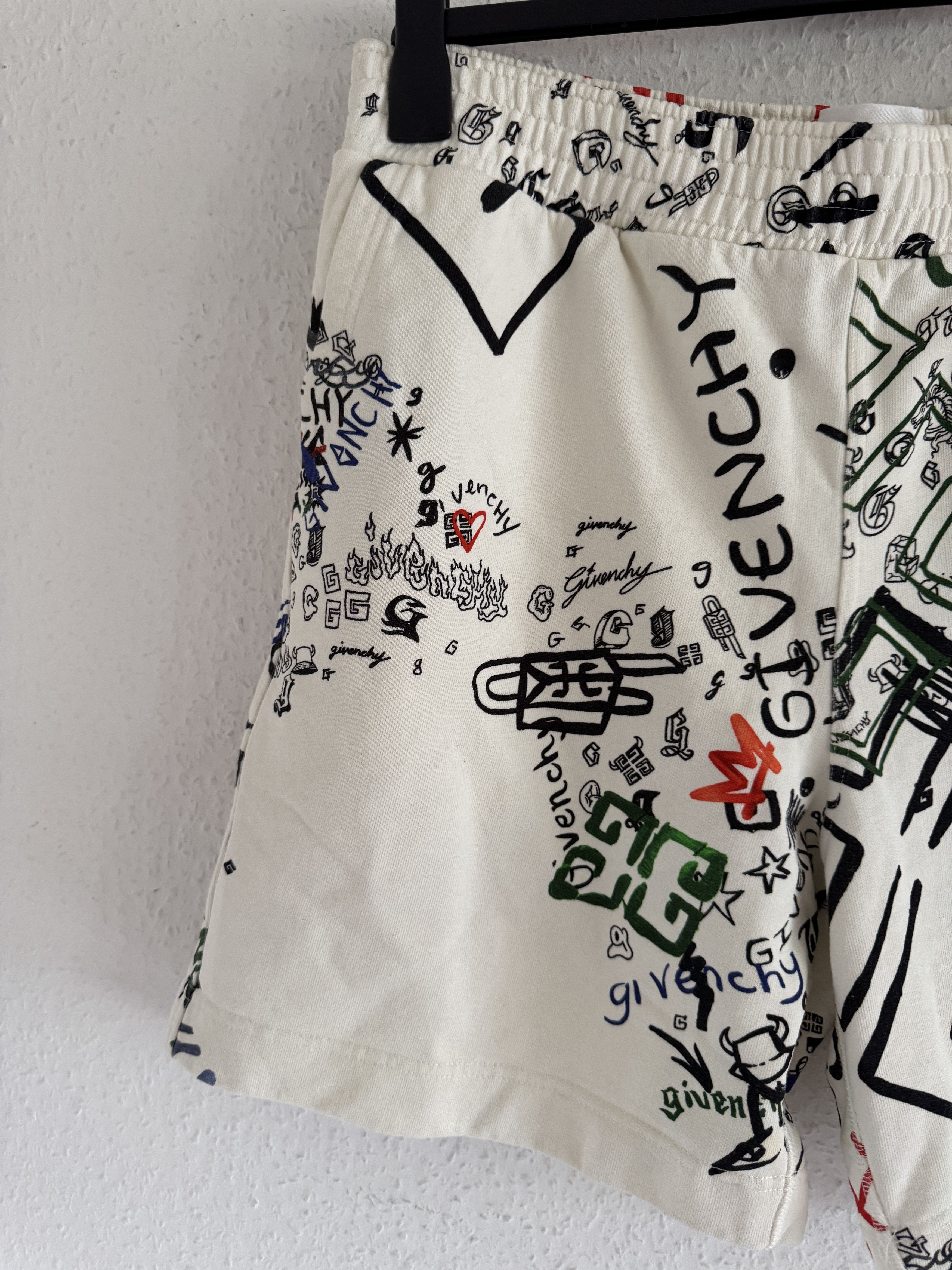 Givenchy Graffiti Scribble Logo Cotton Shorts Size US 34 / EU 50 - 4 Thumbnail