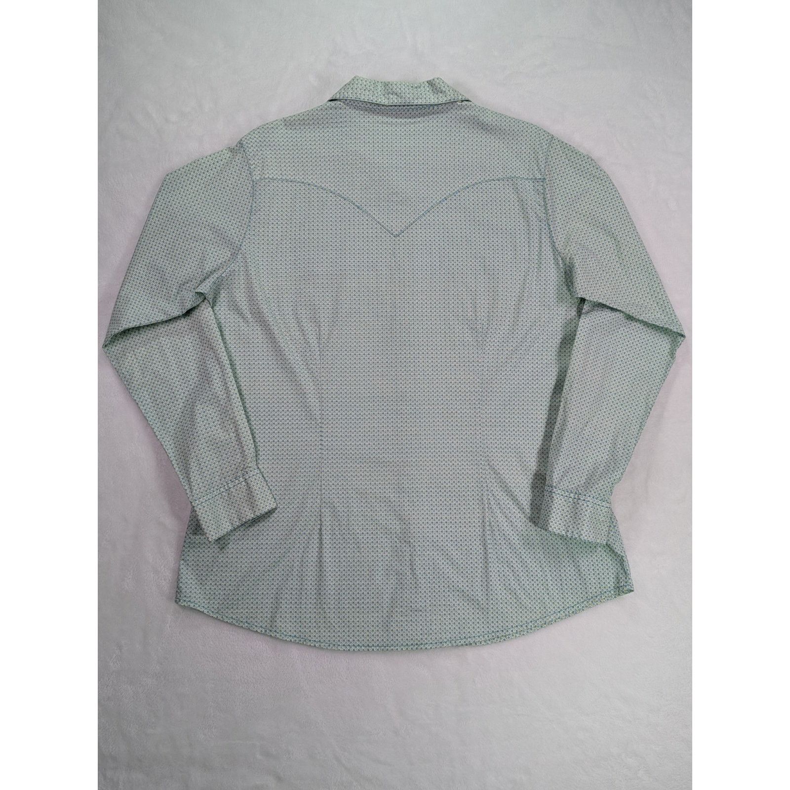 Wrangler Size L Western Style Pearl Snap Blue Geo/Floral Long Sleeve Size L / US 10 / IT 46 - 13 Thumbnail