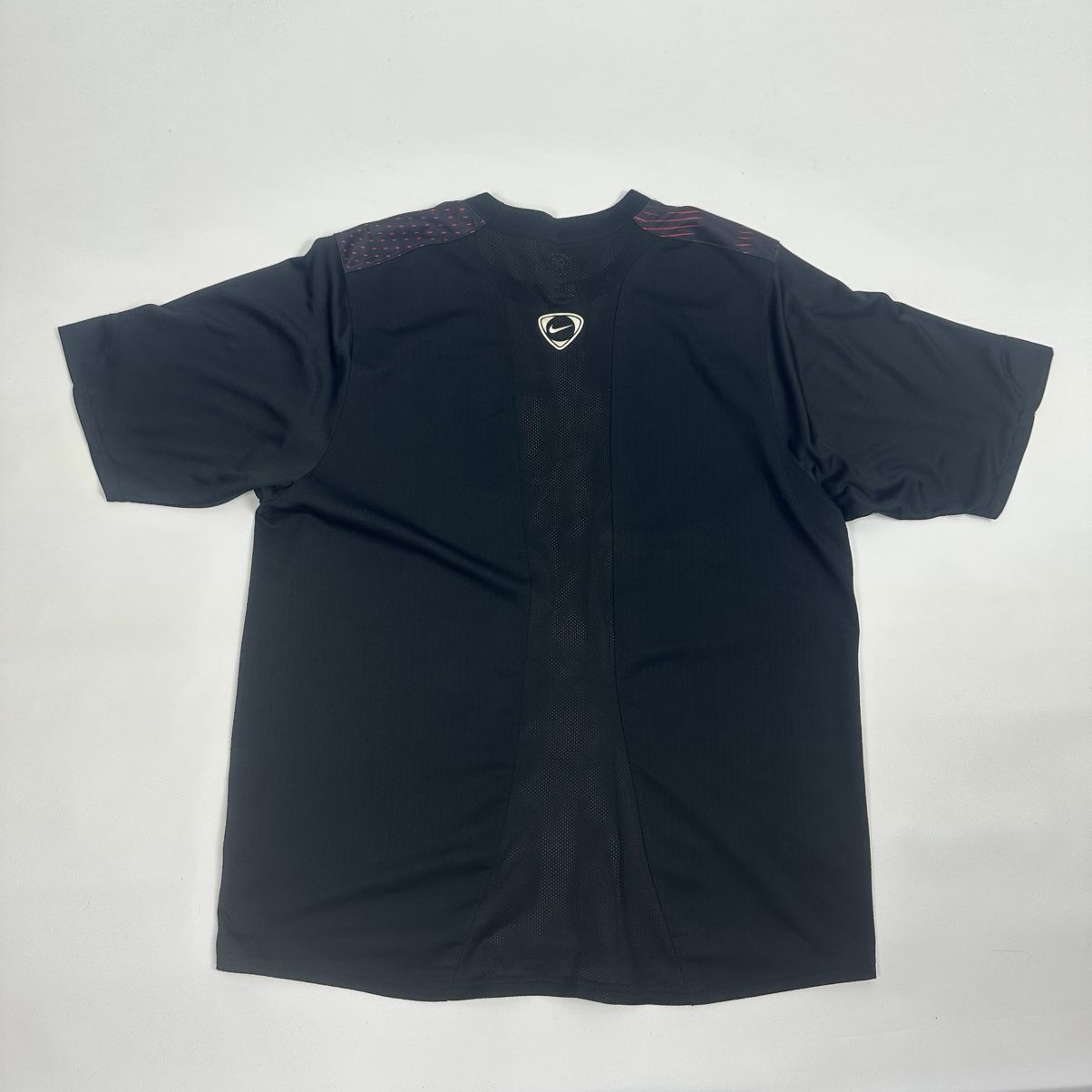 Nike Vintage NIKE Total 90 T-shirt Y2K Retro Rare Size US L / EU 52-54 / 3 - 7 Thumbnail
