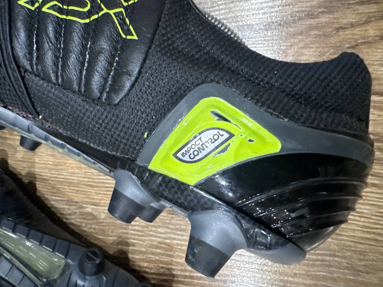 Umbro UMBRO SX VALOR II ULTRA SG ELITE SOCCER FOOTBALL BOOTS Size US 11.5 / EU 44-45 - 15 Thumbnail