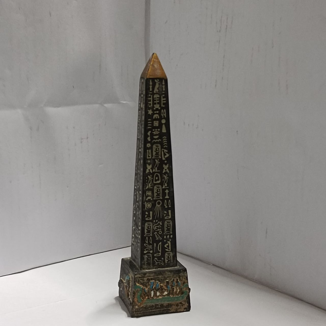 Other Egyptian obelisk replica with hieroglyphs Size ONE SIZE - 6 Thumbnail