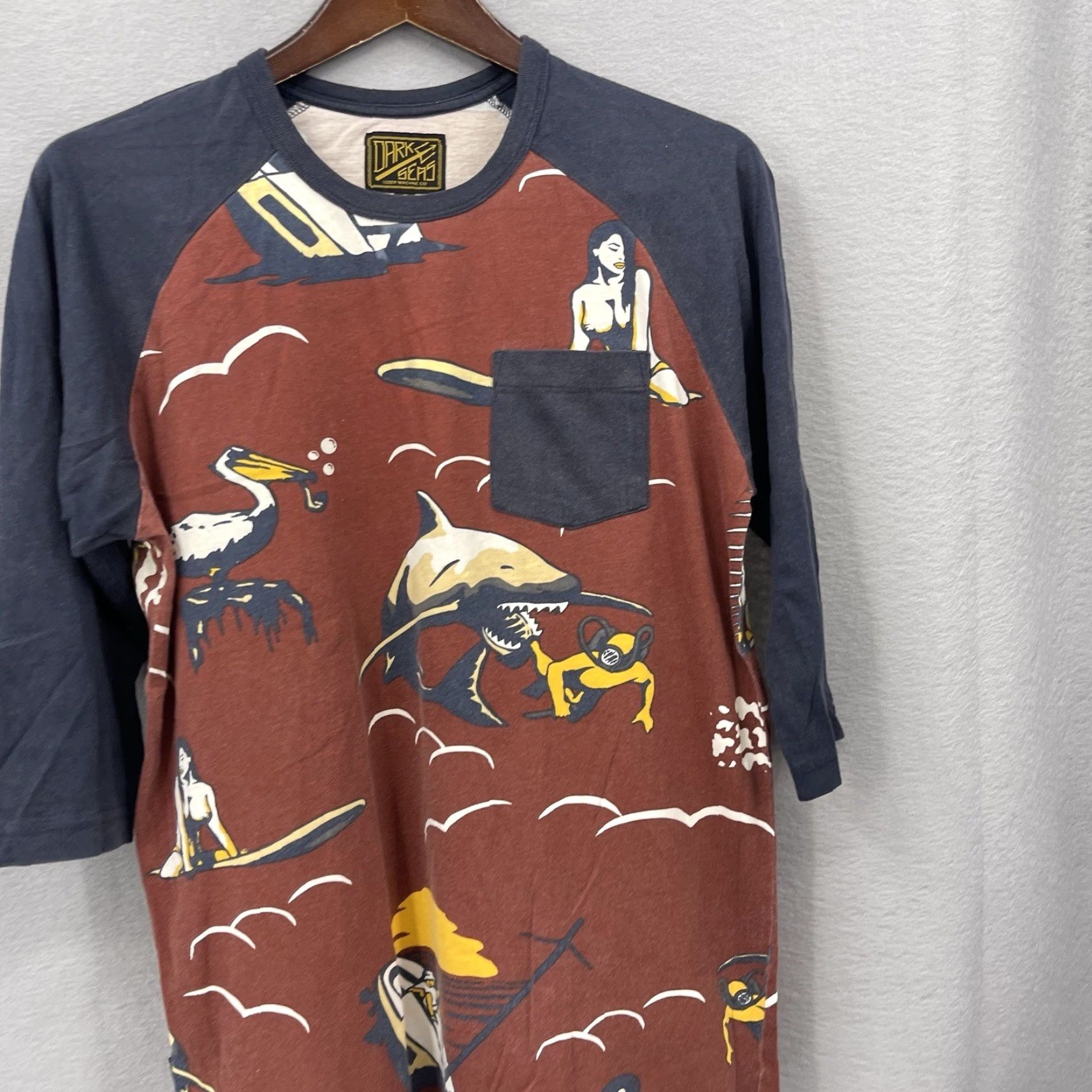 Vintage Dark Seas Men's T-Shirt S Blue Shark Mermaid Raglan Graphic Print Preppy Core Vintage Size US S / EU 44-46 / 1 - 3 Thumbnail