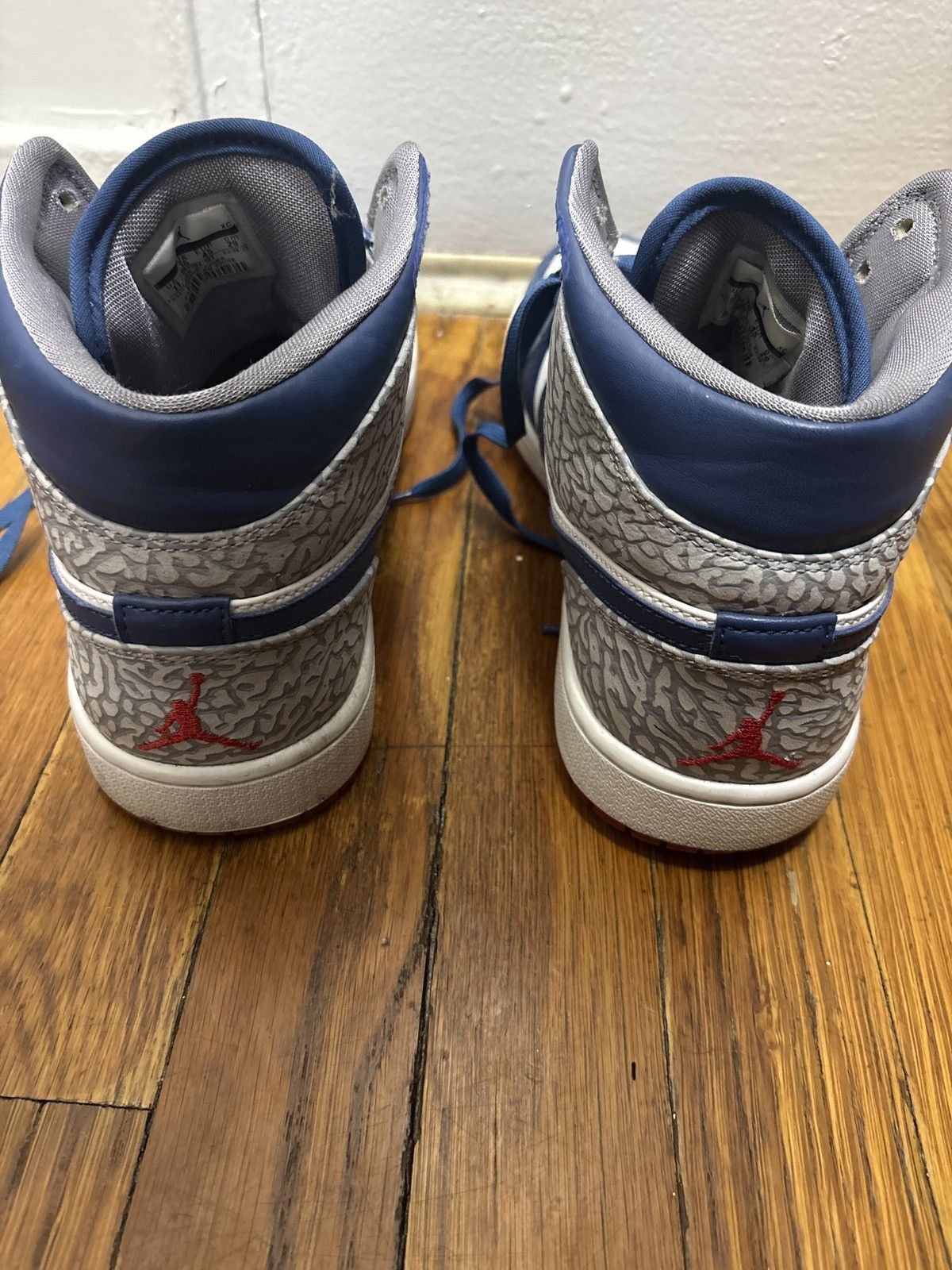 Jordan Brand Jordan 1 Retro Mid True Blue Size US 11 / EU 44 - 5 Thumbnail