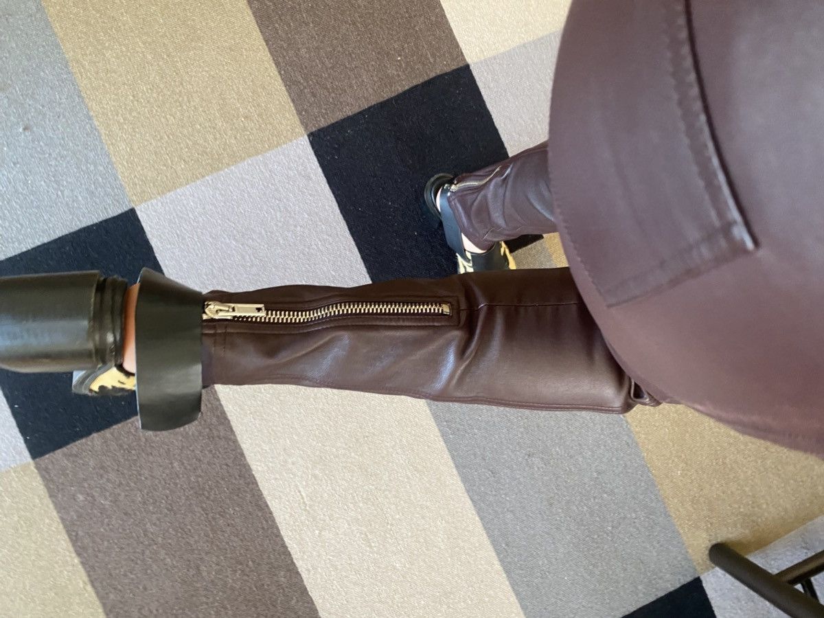 Givenchy Givency leather pants, burgundy (rare luxury) Size 24" / US 00 / IT 34 - 6 Thumbnail