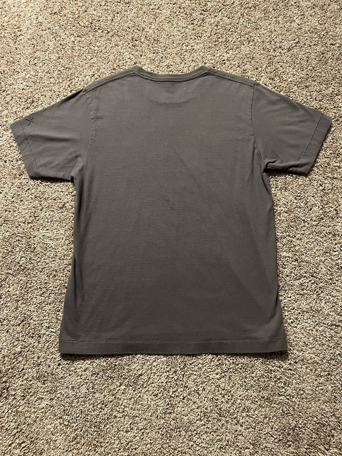Kaws × Peanuts × Uniqlo KAWS x Peanuts Snoopy Graphic Tee – Brown – Men’s Medium Size US M / EU 48-50 / 2 - 5 Thumbnail