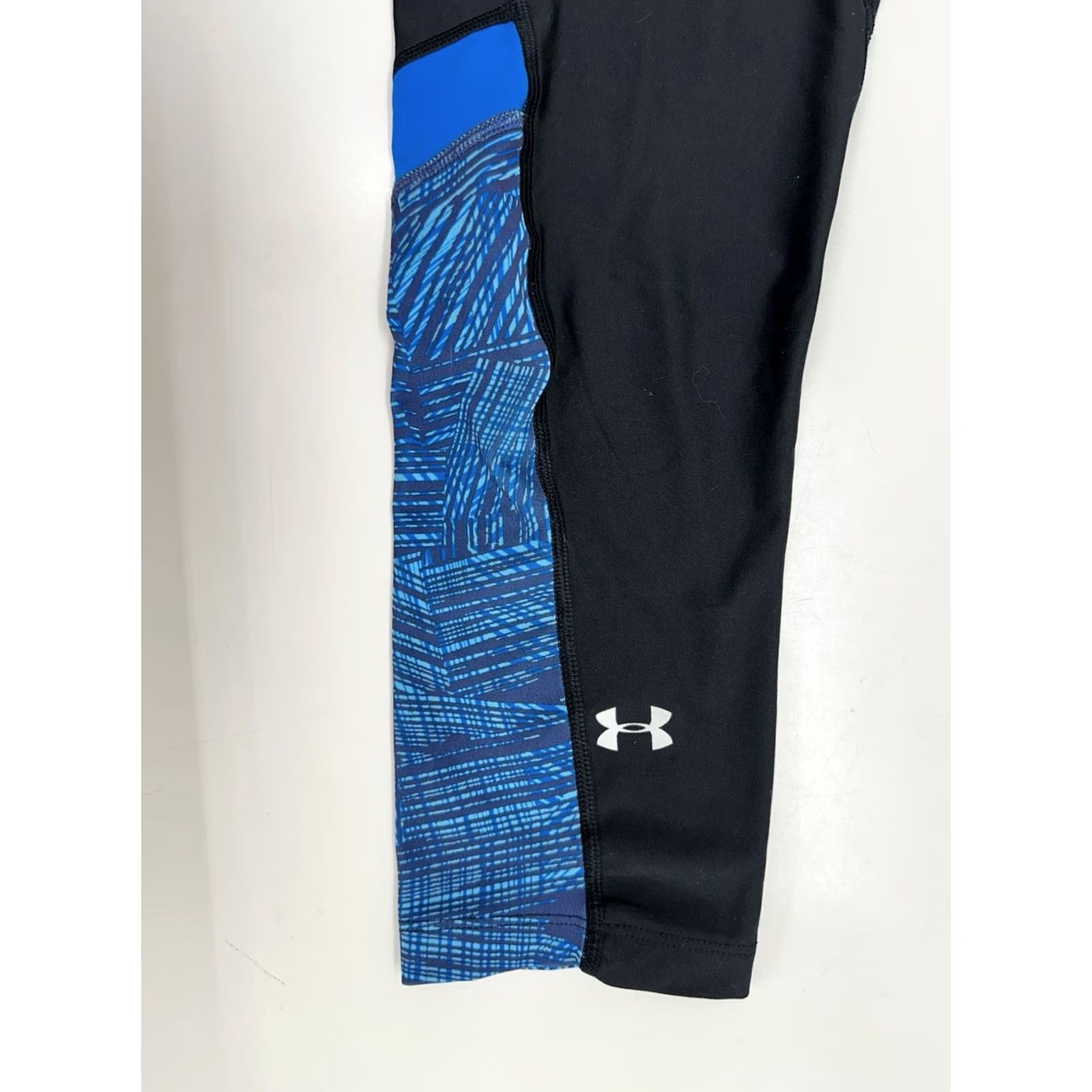 Under Armour Under Armour Womens Capris Size Small Black Blue Compression Legging Heatgear Capris Size 28" / US 6 / IT 42 - 2 Thumbnail