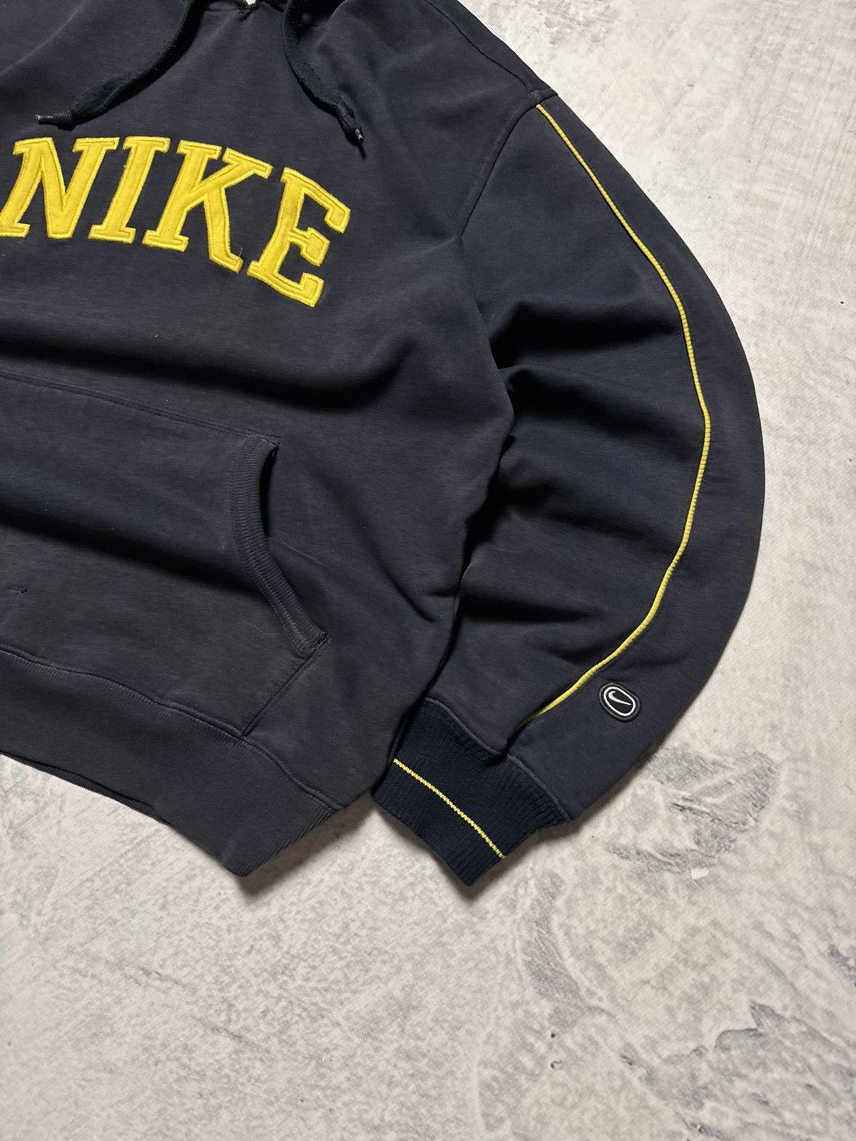 Nike × Vintage 00s Nike Vintage Big Logo Oversize Hoodie Y2K Size US M / EU 48-50 / 2 - 4 Thumbnail
