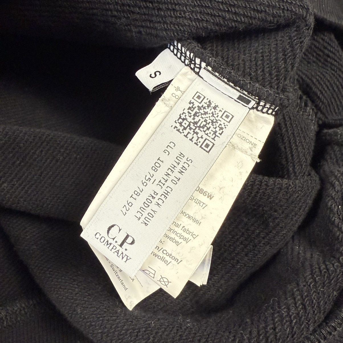 C.P. Company C.P. Company Lens ‘Black’ Crewneck Size US S / EU 44-46 / 1 - 7 Thumbnail