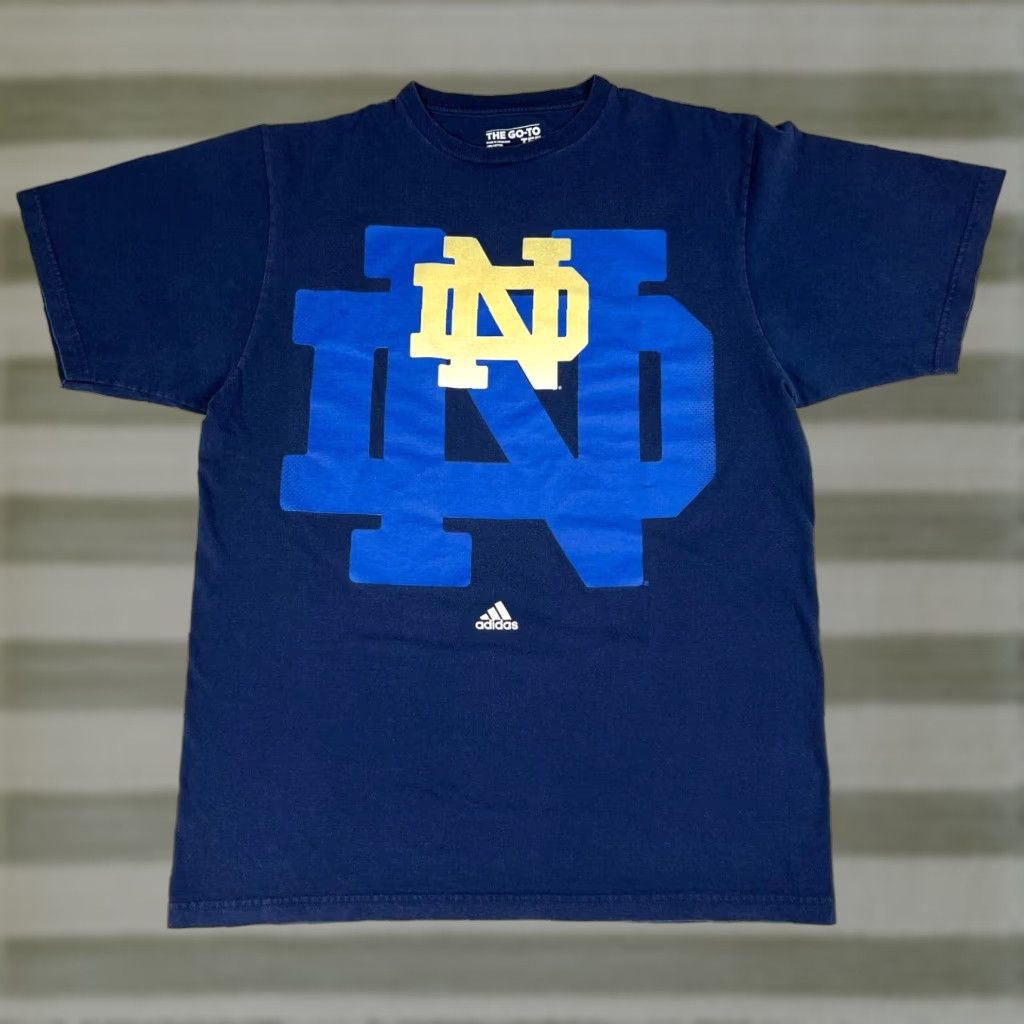 Adidas Adidas Notre Dame Fighting Irish T-Shirt Navy Blue L Logo Men Vintage Short Sleeve Crew Neck 2000s Size US L / EU 52-54 / 3 - 1 Thumbnail