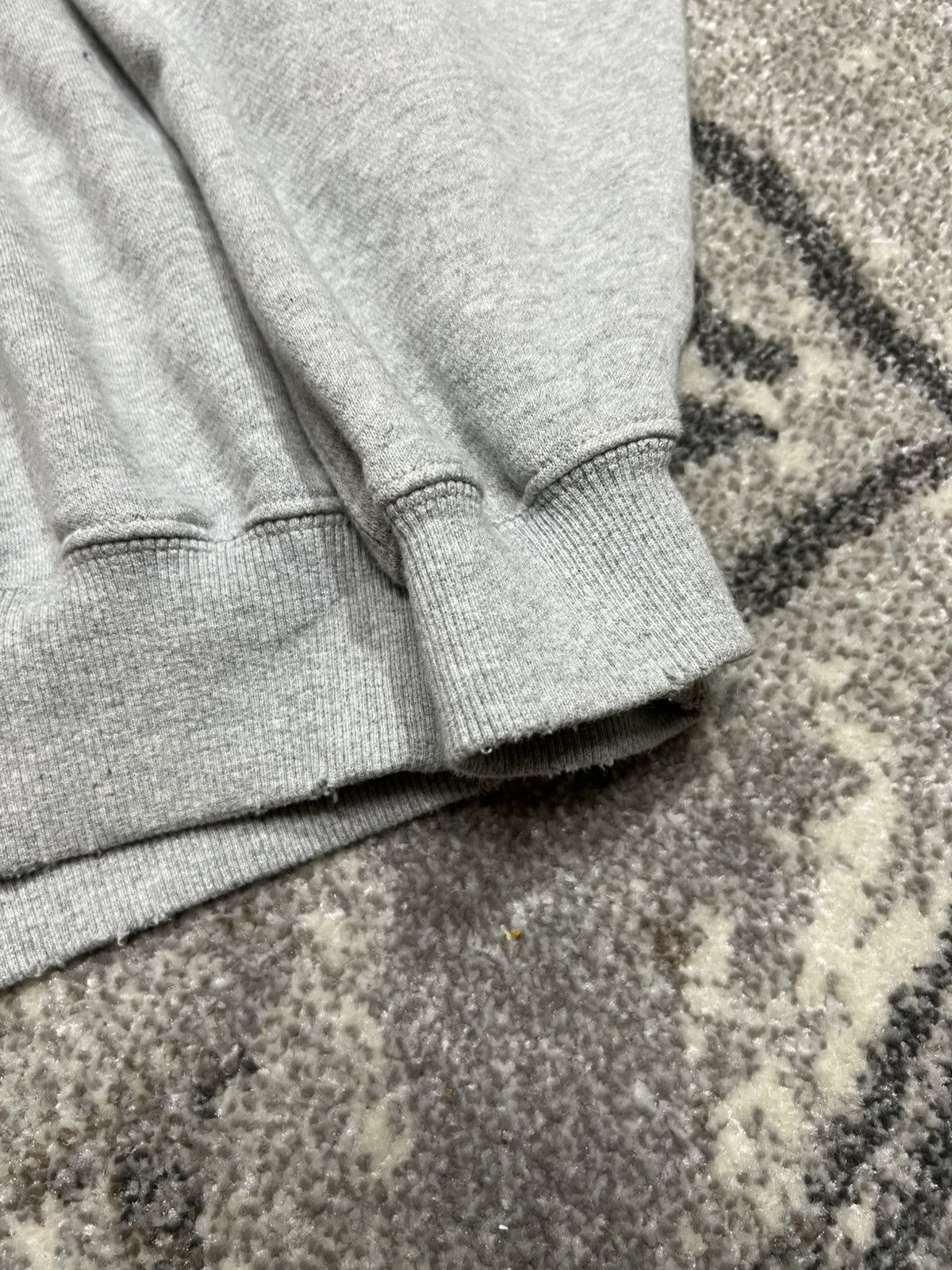 Cole Buxton Cole Buxton distressed crewneck sweater gray rare Size US S / EU 44-46 / 1 - 4 Thumbnail