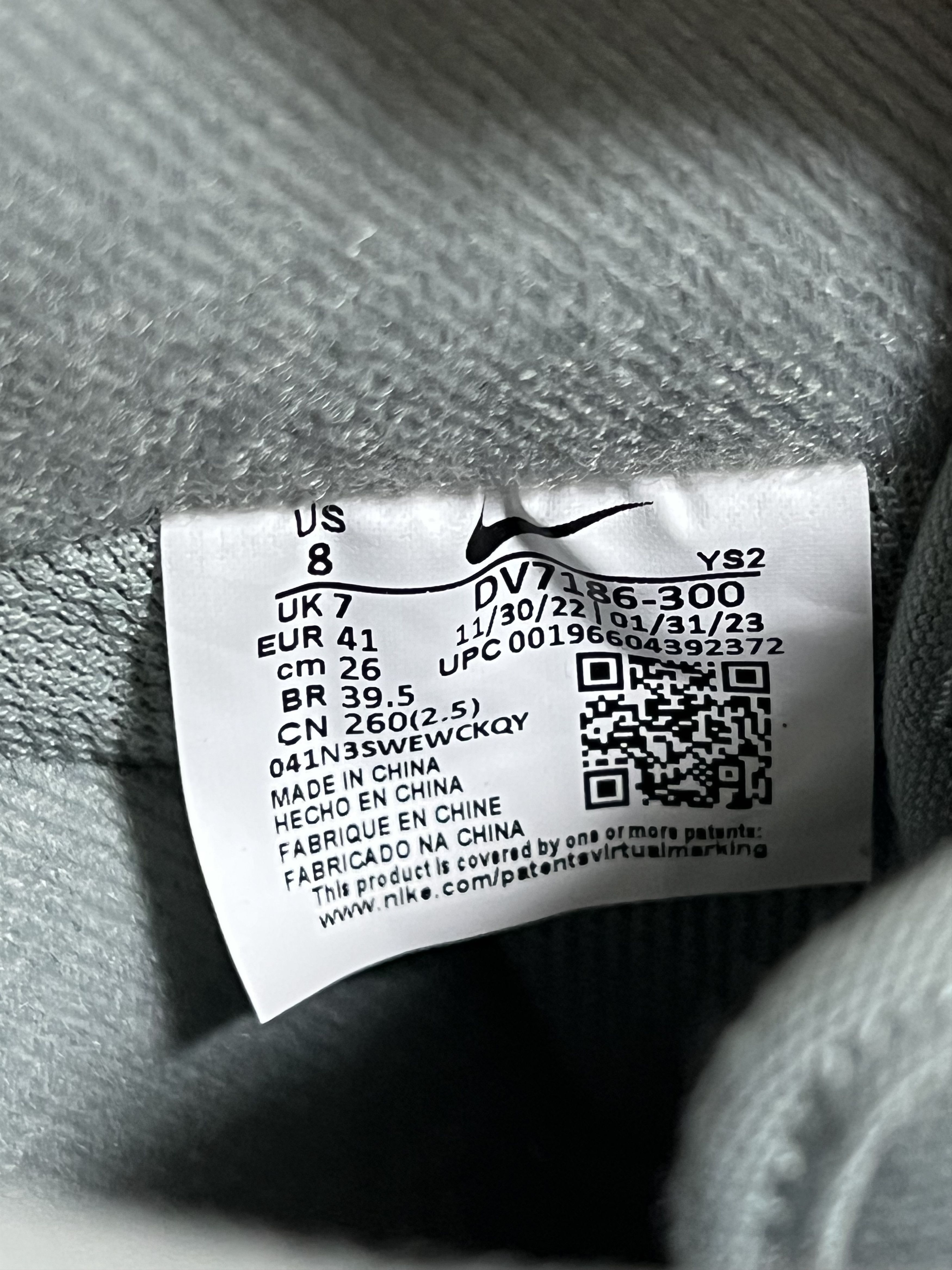 Nike 💚 2023 Nike Air Force 1 '07 LX Mica Green/Coconut Milk NEW Size US 8 / EU 41 - 14 Thumbnail
