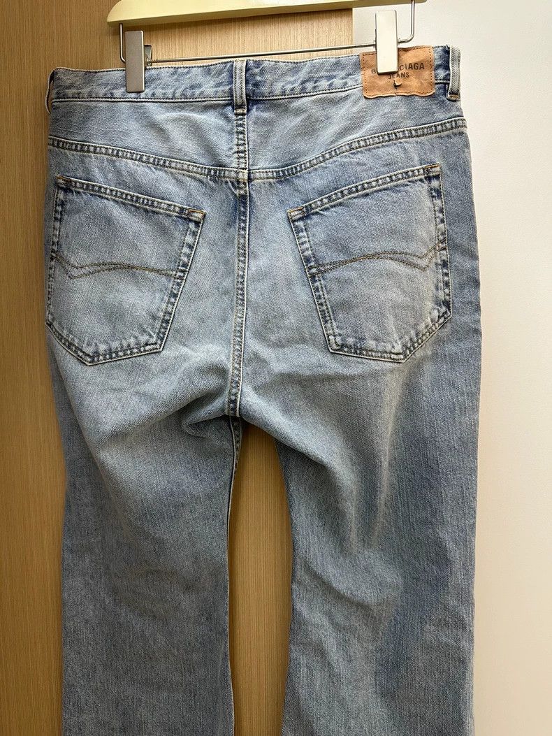 Balenciaga Balenciaga size S Hole Distressed Hem Jeans Size US 27 - 8 Thumbnail
