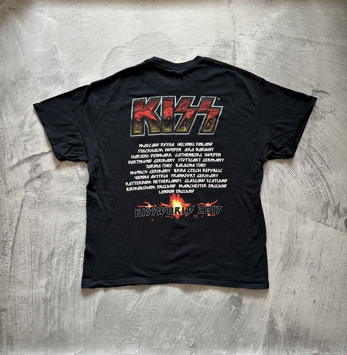Band Tees × KISS 🔥KISSWORLD 2017 Kiss Rock Tee Size US XL / EU 56 / 4 - 3 Thumbnail
