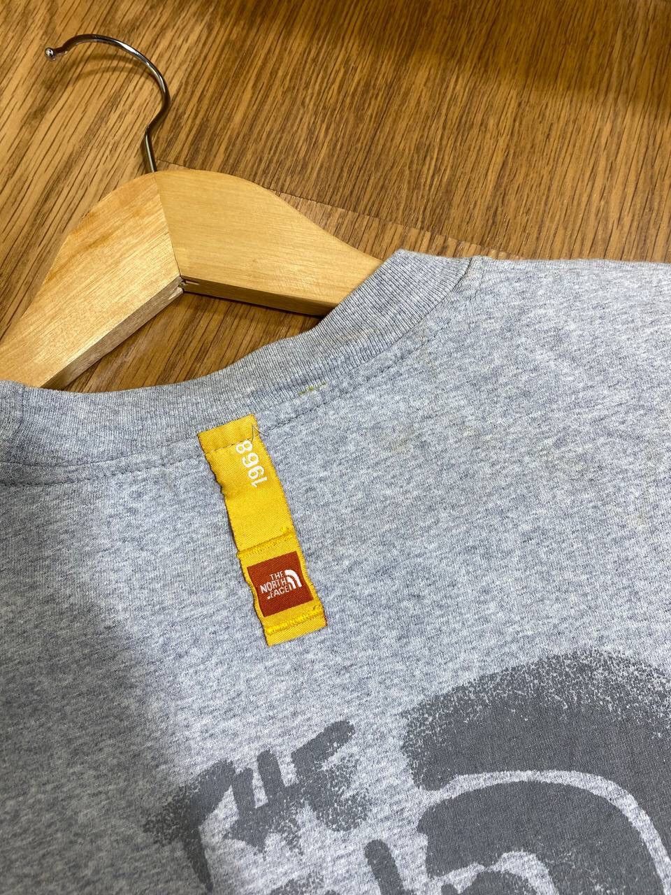 The North Face × Vintage Vintage The North Face Gray Crewneck Sweatshirt Size US M / EU 48-50 / 2 - 22 Thumbnail