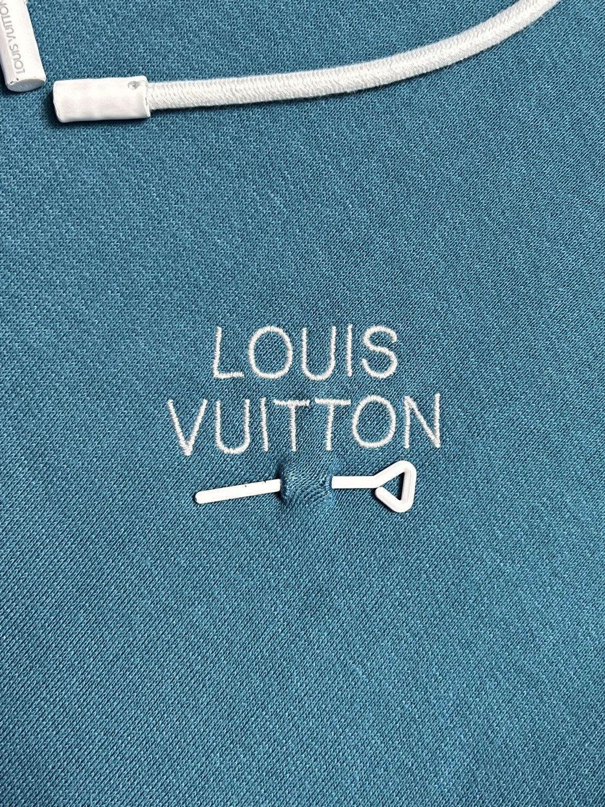 Louis Vuitton LOUIS VUITTON Sweatsuit LV Signature Logo Hoodie/Pants Set Size US S / EU 44-46 / 1 - 10 Thumbnail