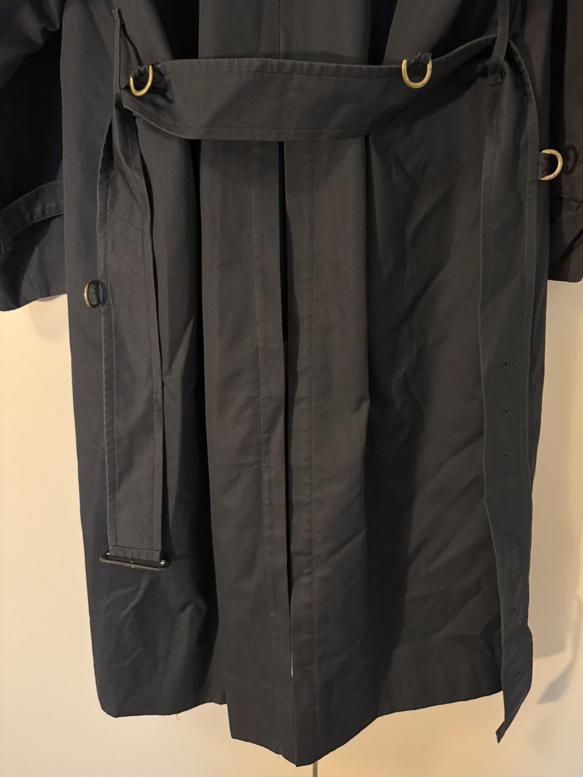 Burberry Classic Vintage Burberrys' Navy Trench Coat Size US M / EU 48-50 / 2 - 16 Thumbnail