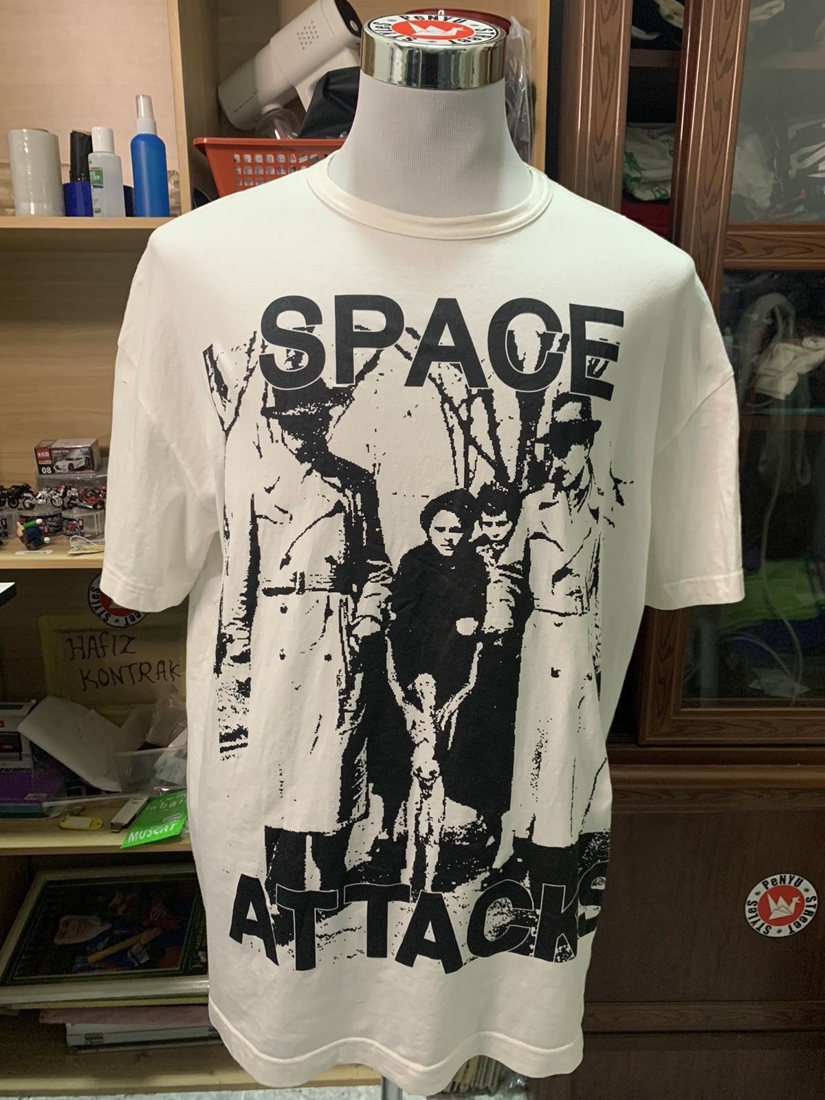 Japanese Brand Vintage Space attacks Hellstar Style Tee Size US M / EU 48-50 / 2 - 1 Thumbnail